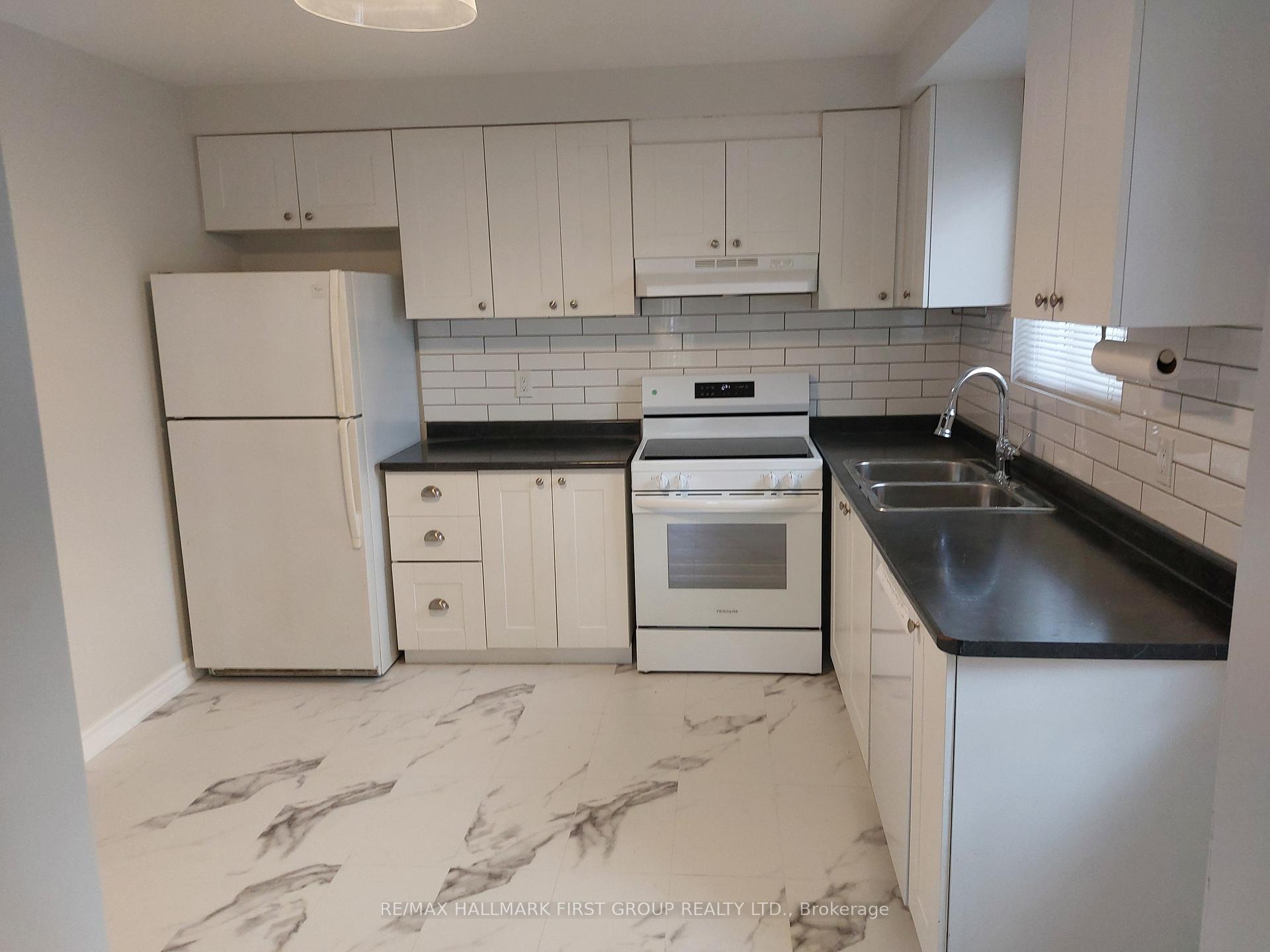 Photo 10 of 933 Dublin Street, Whitby, Downtown Whitby — HOMEH