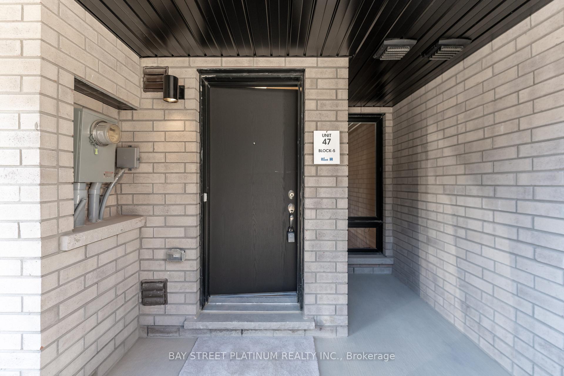 Photo 4 of 46 Chiffon Street E, Vaughan, Steeles West Industrial — HOMEH