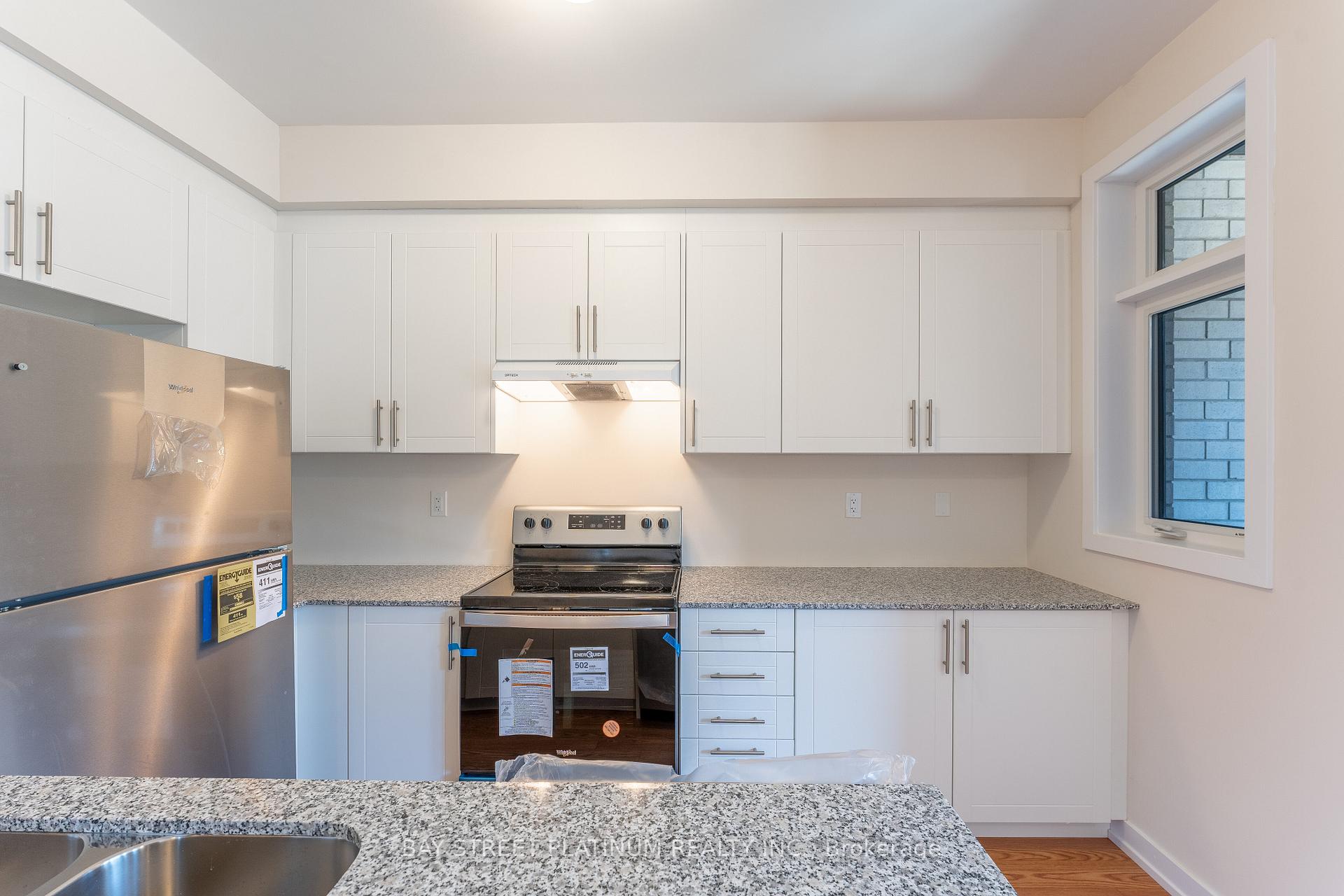 Photo 8 of 46 Chiffon Street E, Vaughan, Steeles West Industrial — HOMEH
