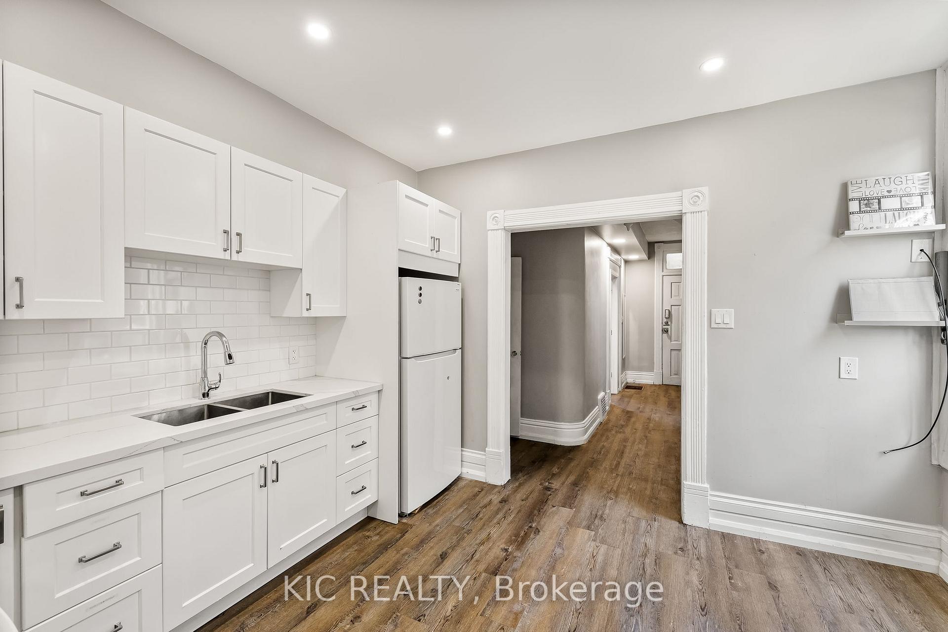 Photo 10 of 762 Water Street, Peterborough, Northcrest Ward 5 — HOMEH