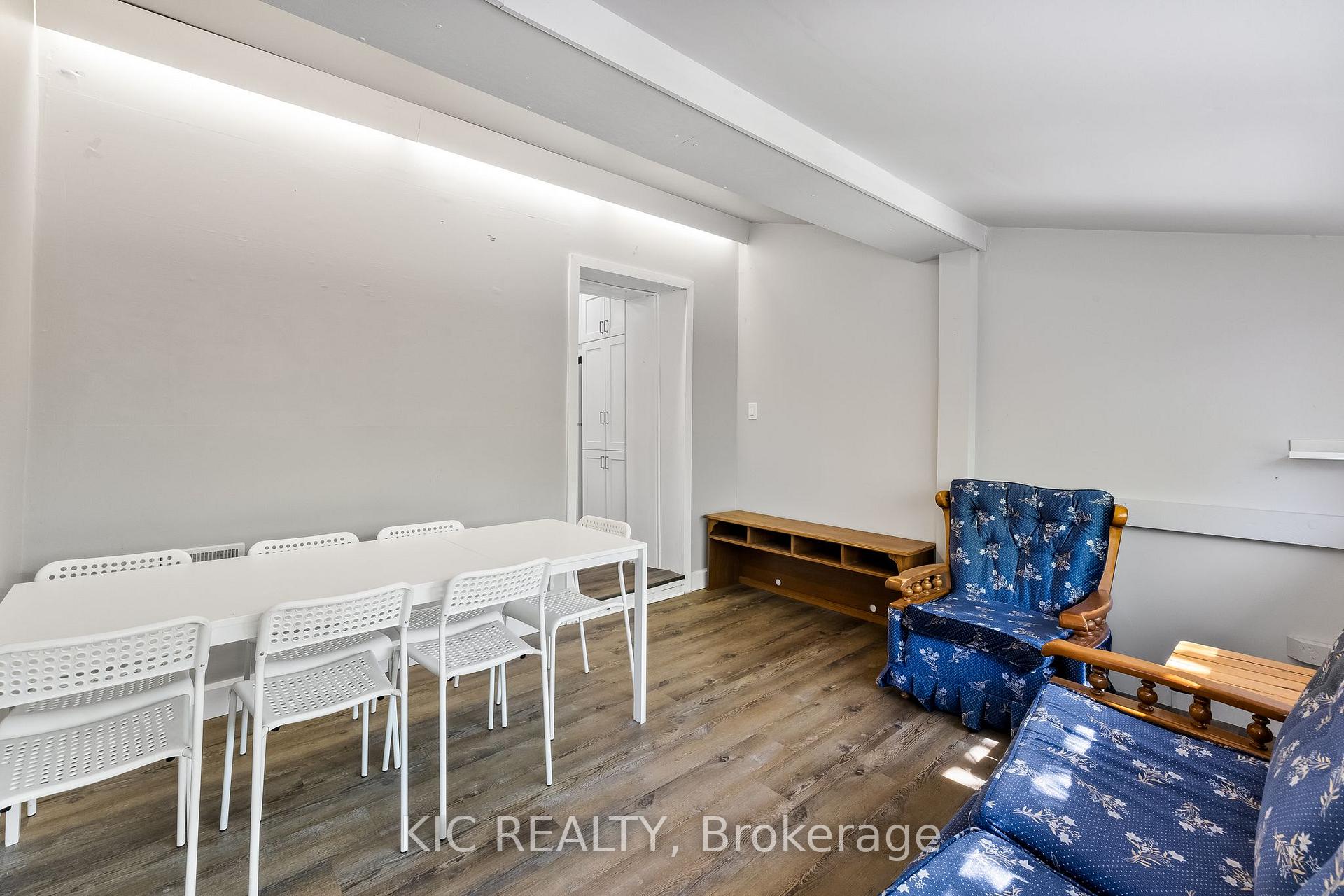 Photo 13 of 762 Water Street, Peterborough, Northcrest Ward 5 — HOMEH