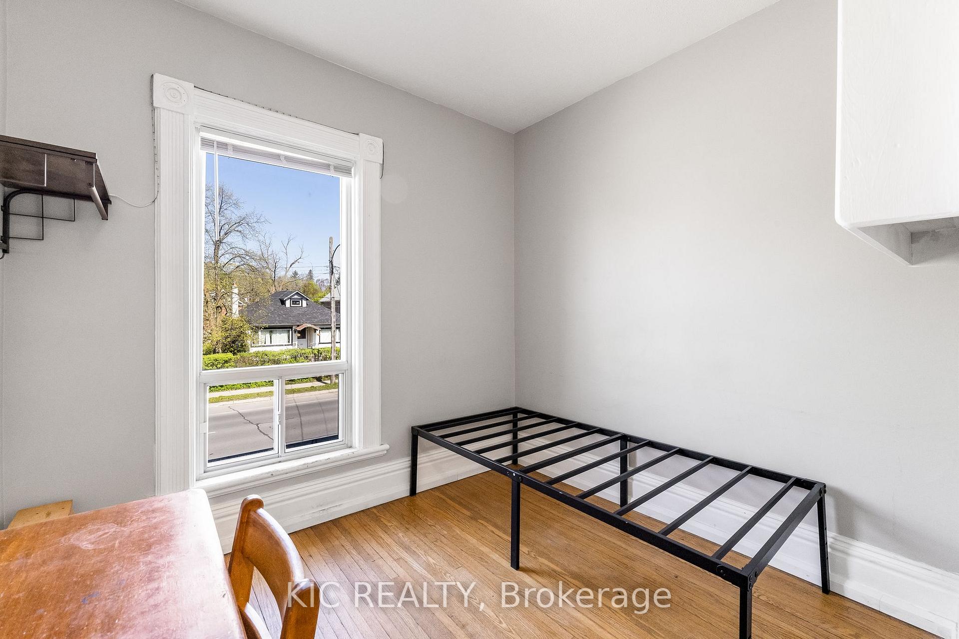 Photo 20 of 762 Water Street, Peterborough, Northcrest Ward 5 — HOMEH