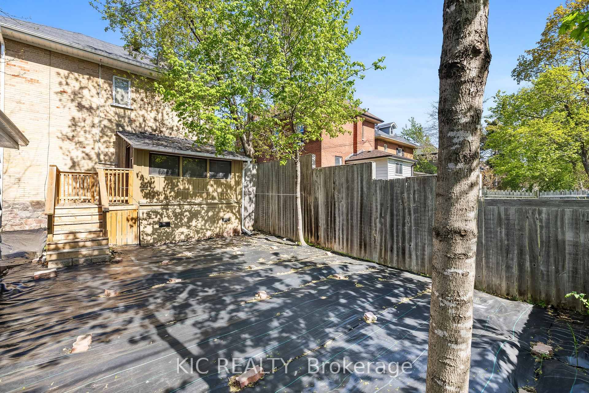 Photo 31 of 762 Water Street, Peterborough, Northcrest Ward 5 — HOMEH