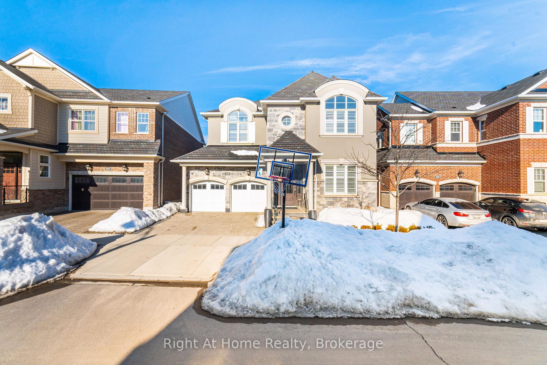 Front of 3318 Charles Biggar Drive W