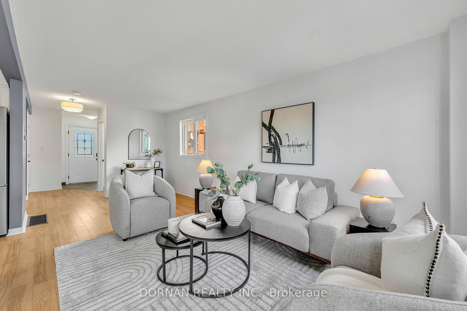 Photo 5 of 732 Trailview Drive, Peterborough, Ashburnham Ward 4 — HOMEH