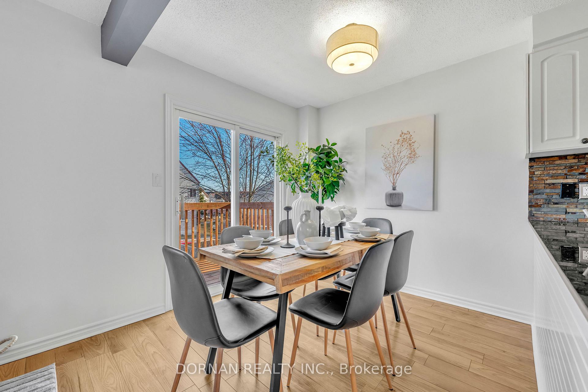 Photo 13 of 732 Trailview Drive, Peterborough, Ashburnham Ward 4 — HOMEH