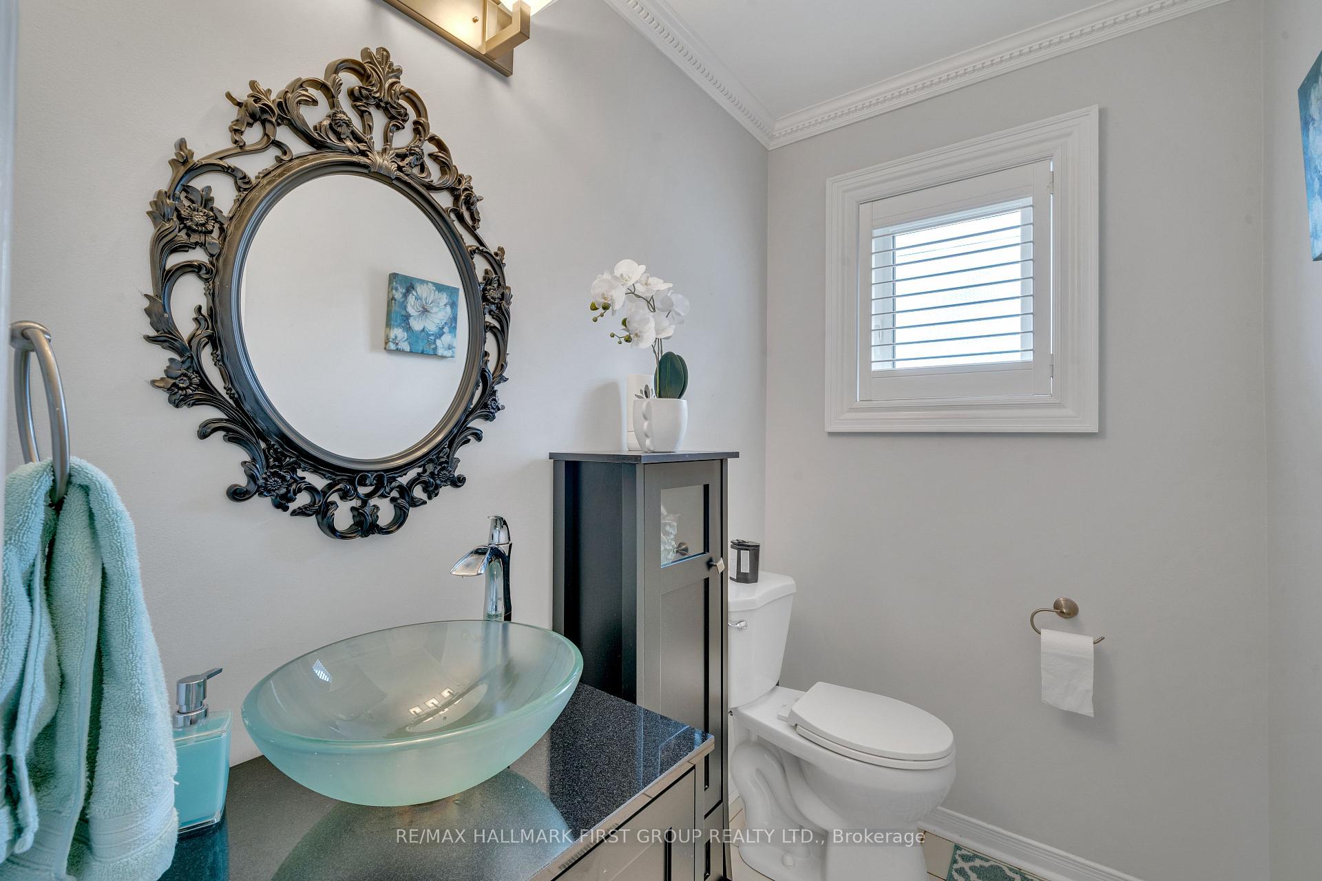 Photo 12 of 47 Stratton Crescent, Whitby, Rolling Acres — HOMEH
