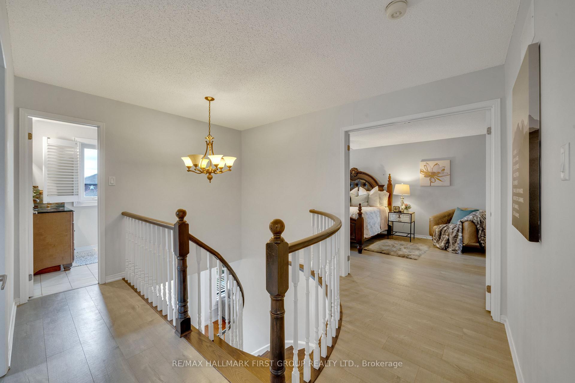 Photo 20 of 47 Stratton Crescent, Whitby, Rolling Acres — HOMEH