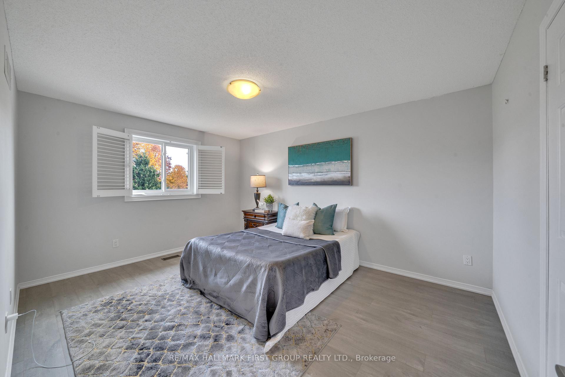 Photo 25 of 47 Stratton Crescent, Whitby, Rolling Acres — HOMEH