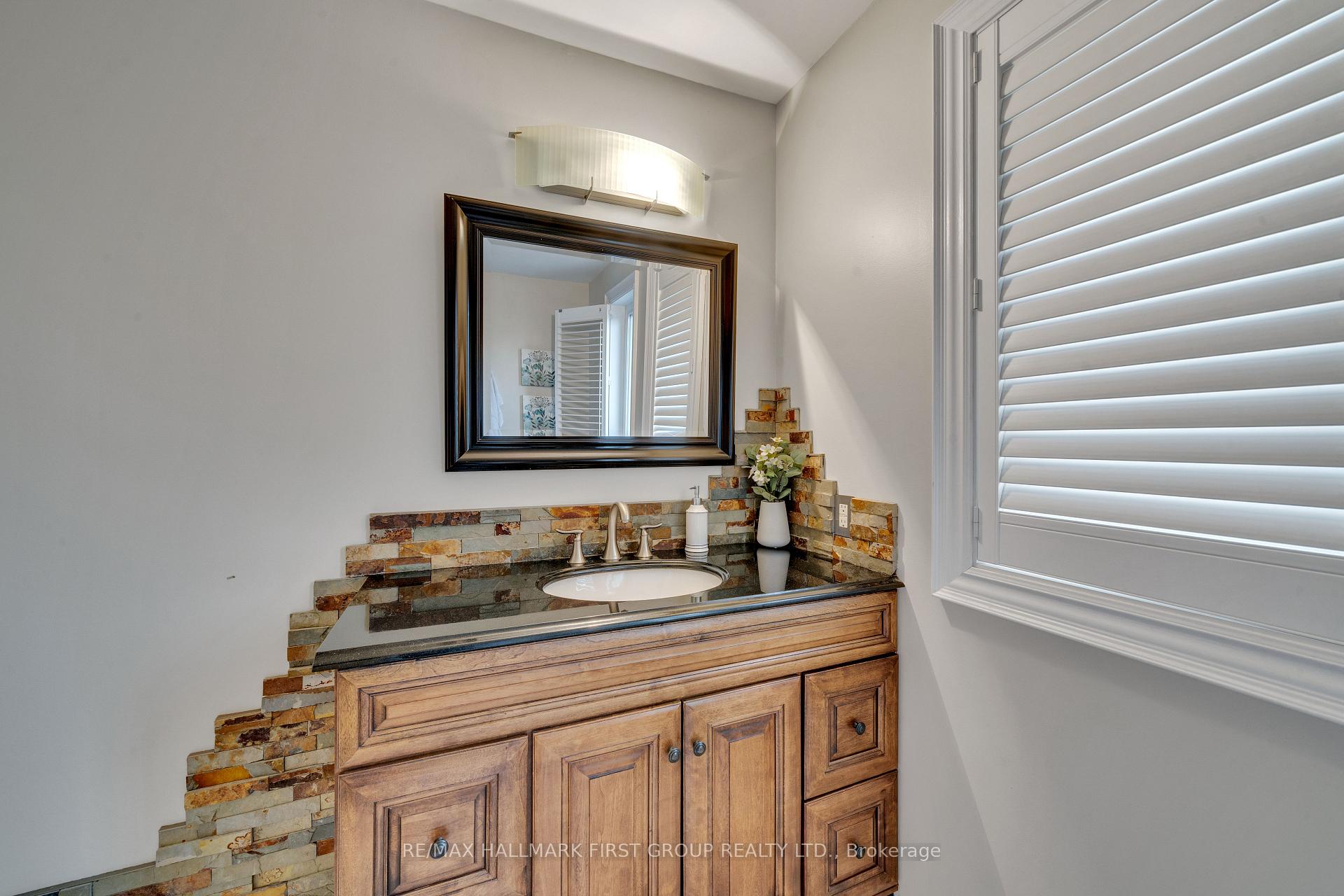 Photo 27 of 47 Stratton Crescent, Whitby, Rolling Acres — HOMEH