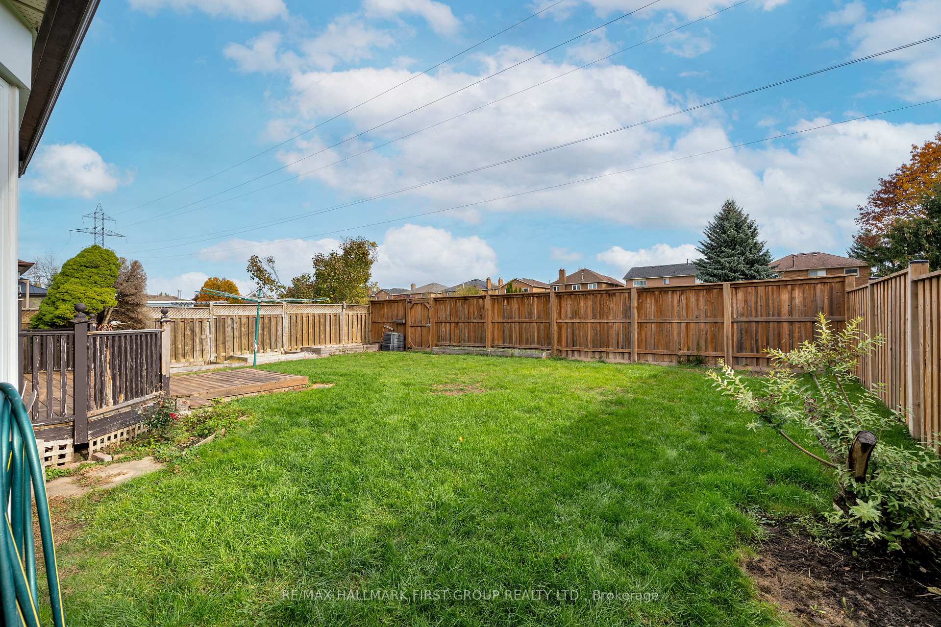 Photo 35 of 47 Stratton Crescent, Whitby, Rolling Acres — HOMEH