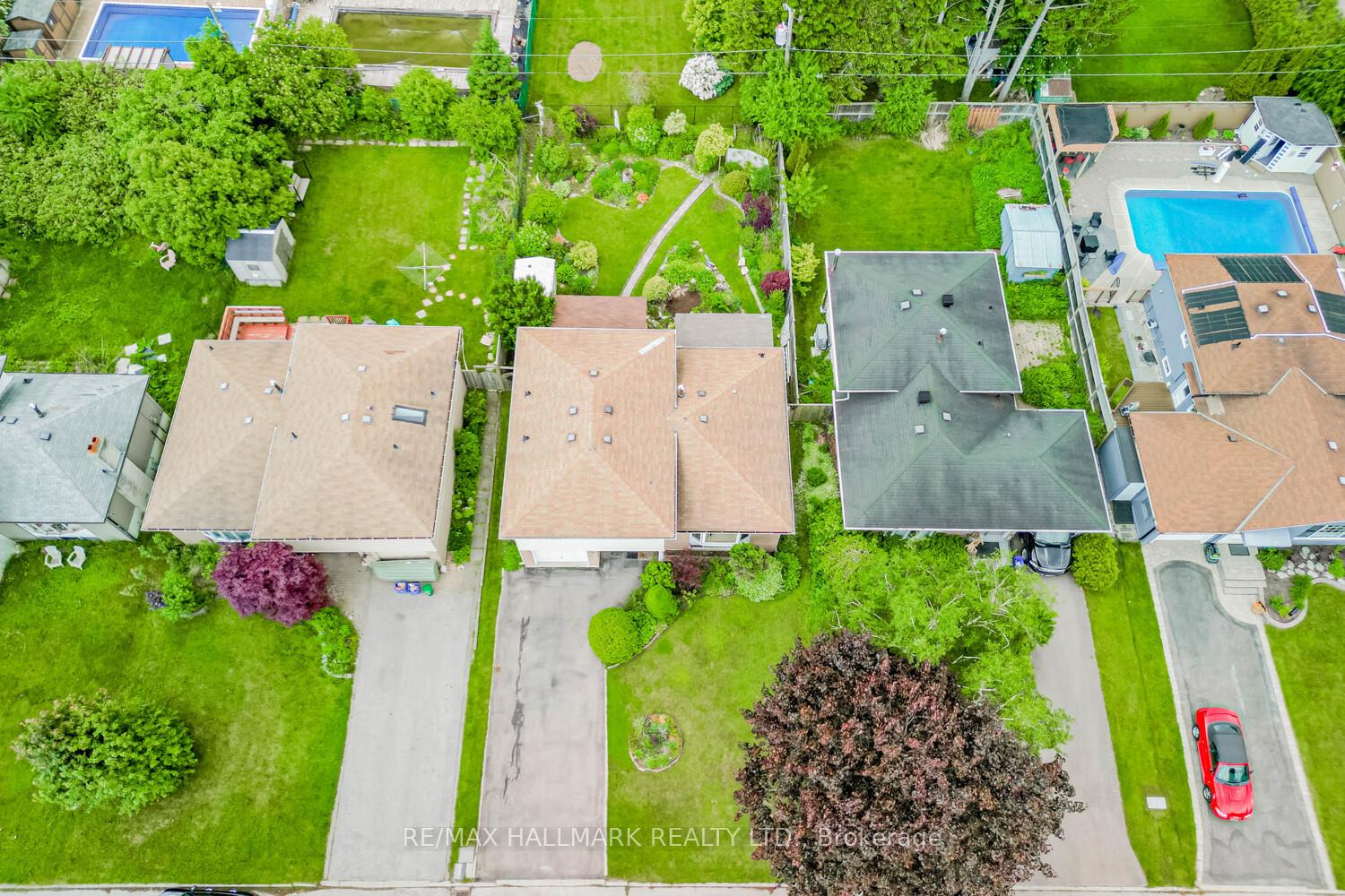 Photo 35 of 73 Gregory Road, Ajax, South East — HOMEH