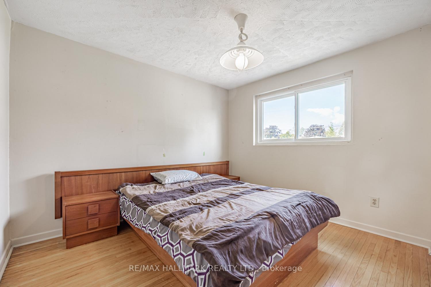 Photo 27 of 73 Gregory Road, Ajax, South East — HOMEH