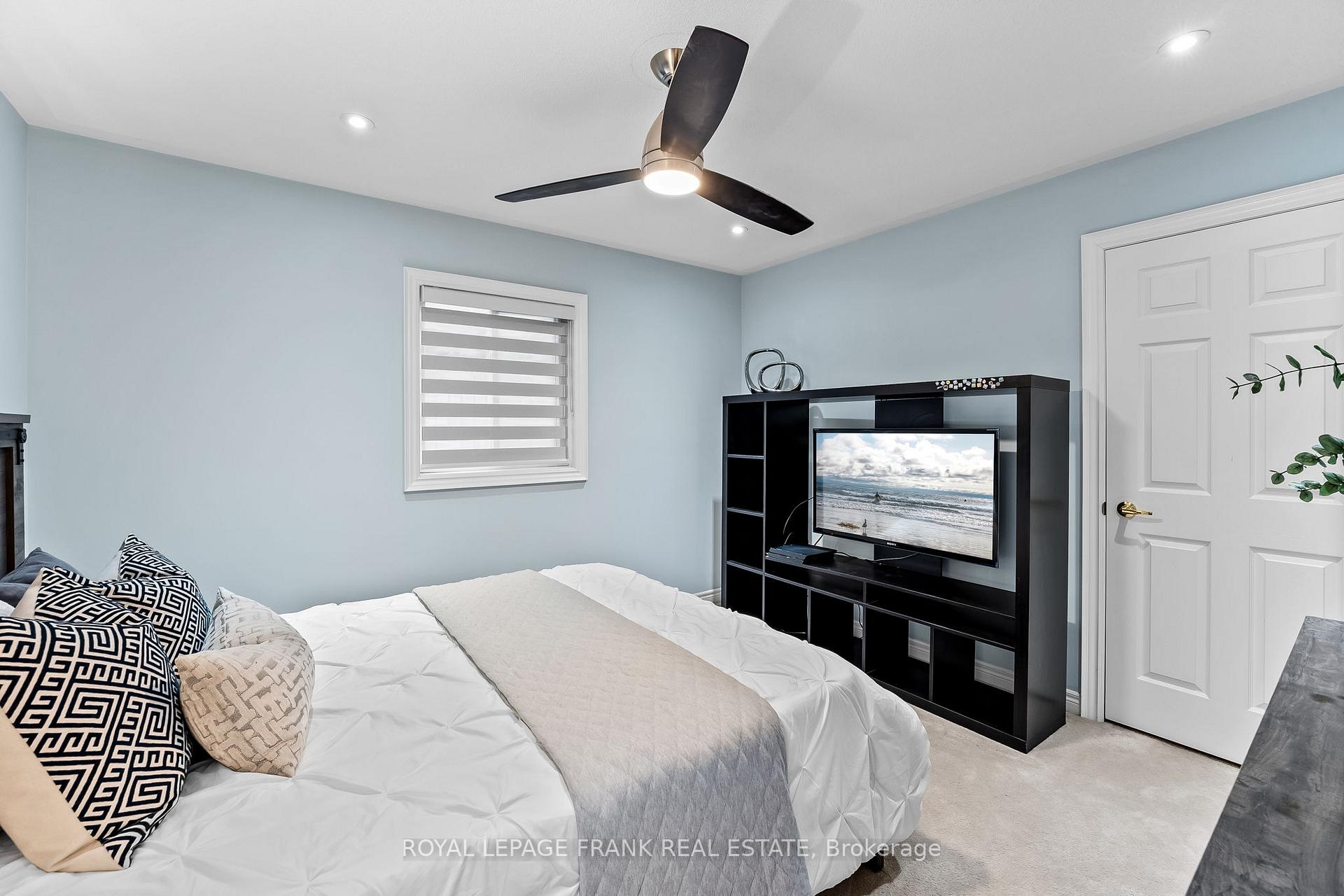 Photo 21 of 100 Cachet Boulevard, Whitby, Brooklin — HOMEH