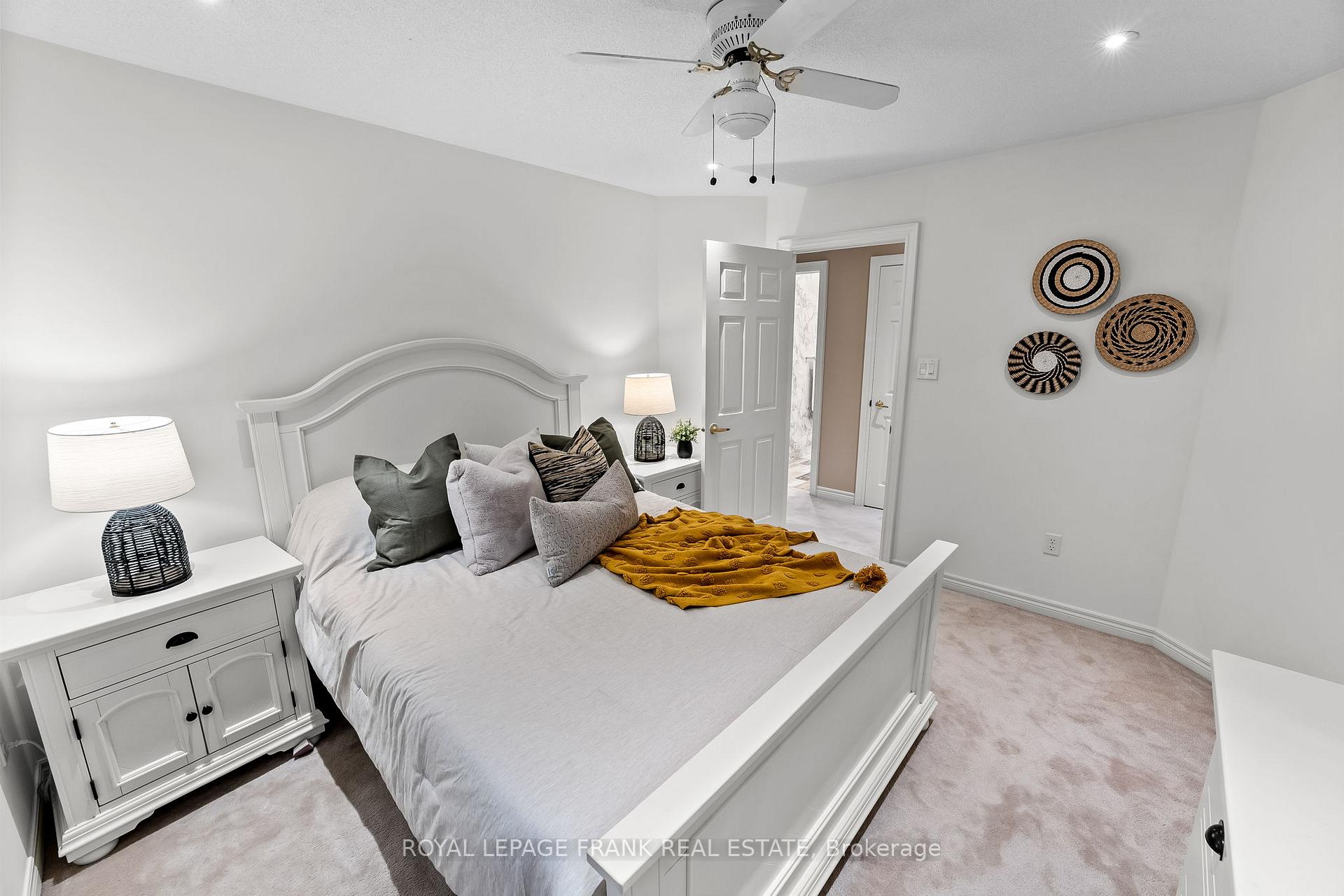 Photo 24 of 100 Cachet Boulevard, Whitby, Brooklin — HOMEH