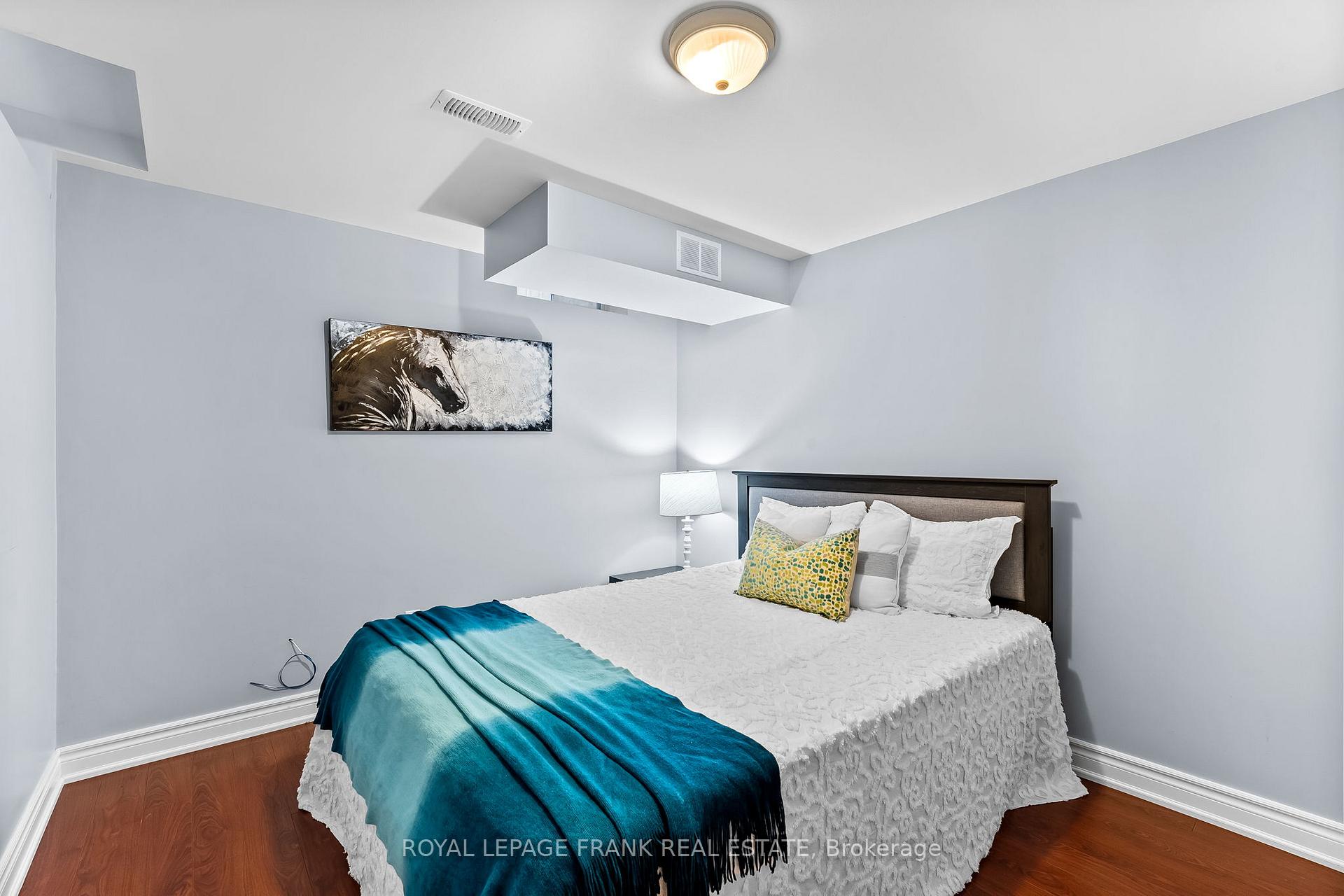 Photo 32 of 100 Cachet Boulevard, Whitby, Brooklin — HOMEH