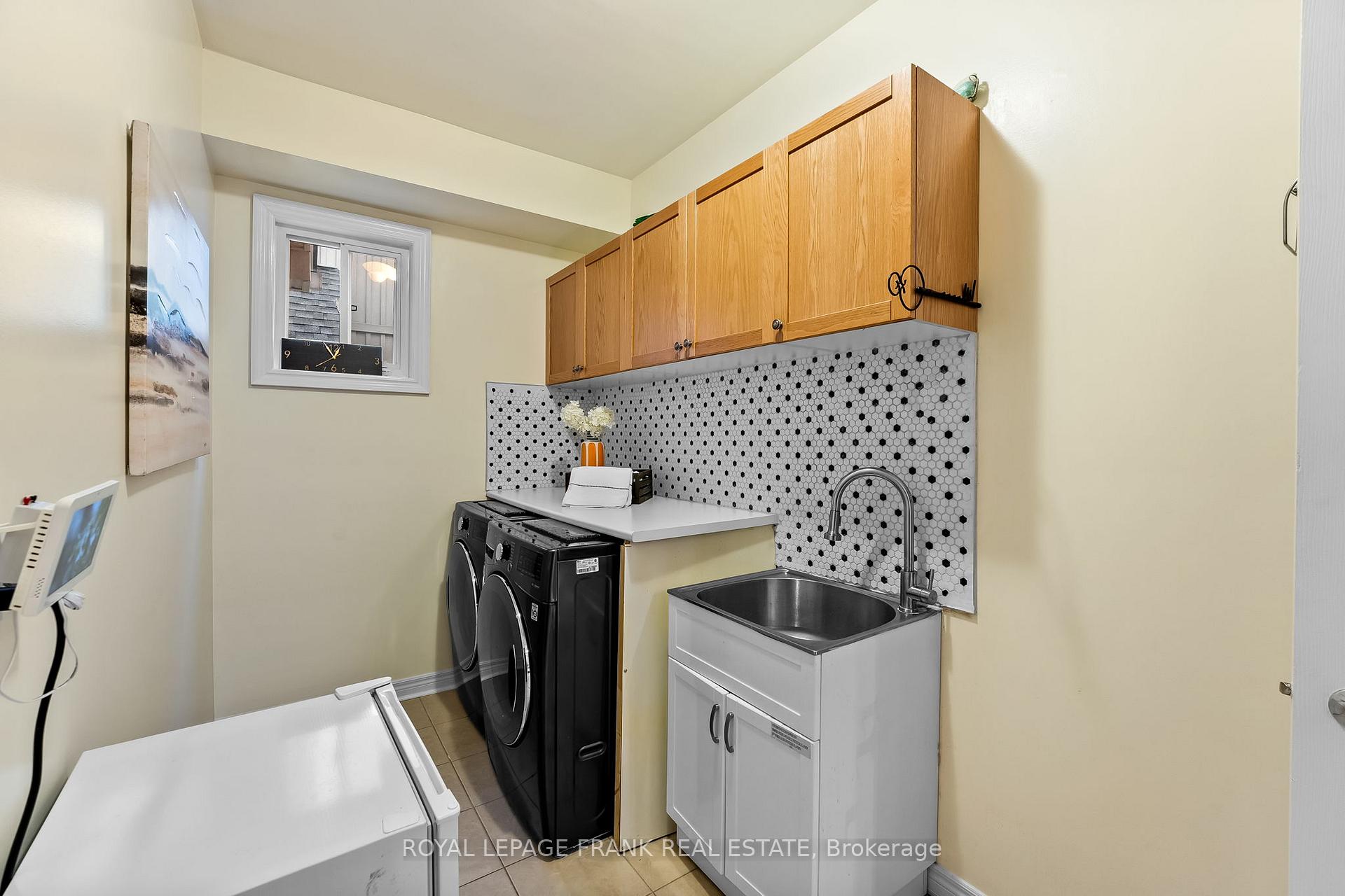 Photo 35 of 100 Cachet Boulevard, Whitby, Brooklin — HOMEH