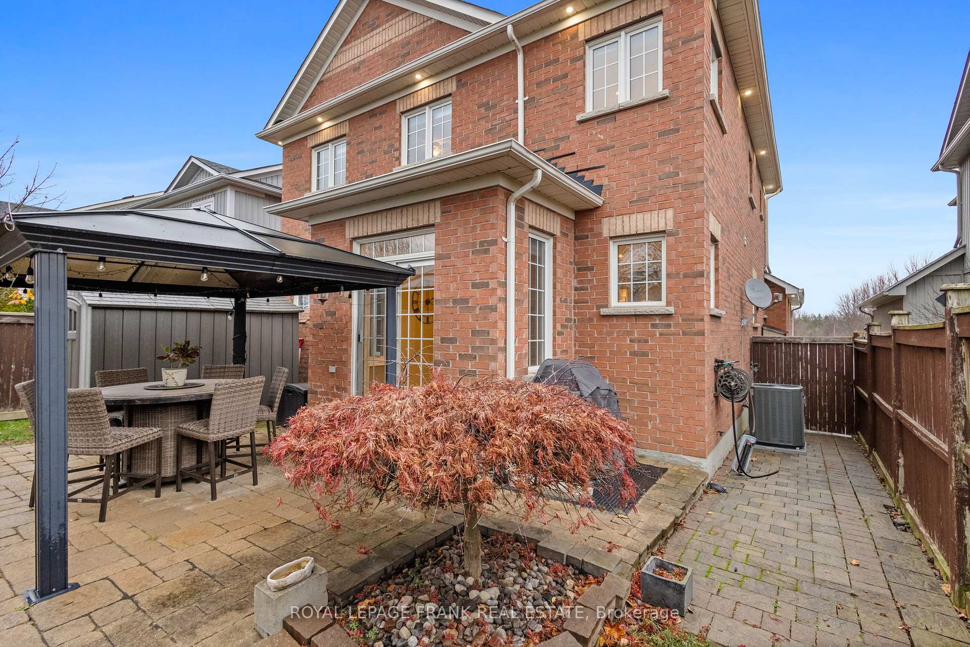 Photo 36 of 100 Cachet Boulevard, Whitby, Brooklin — HOMEH