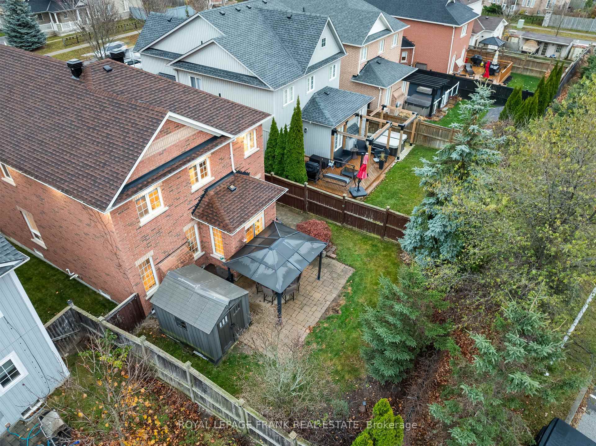 Photo 39 of 100 Cachet Boulevard, Whitby, Brooklin — HOMEH