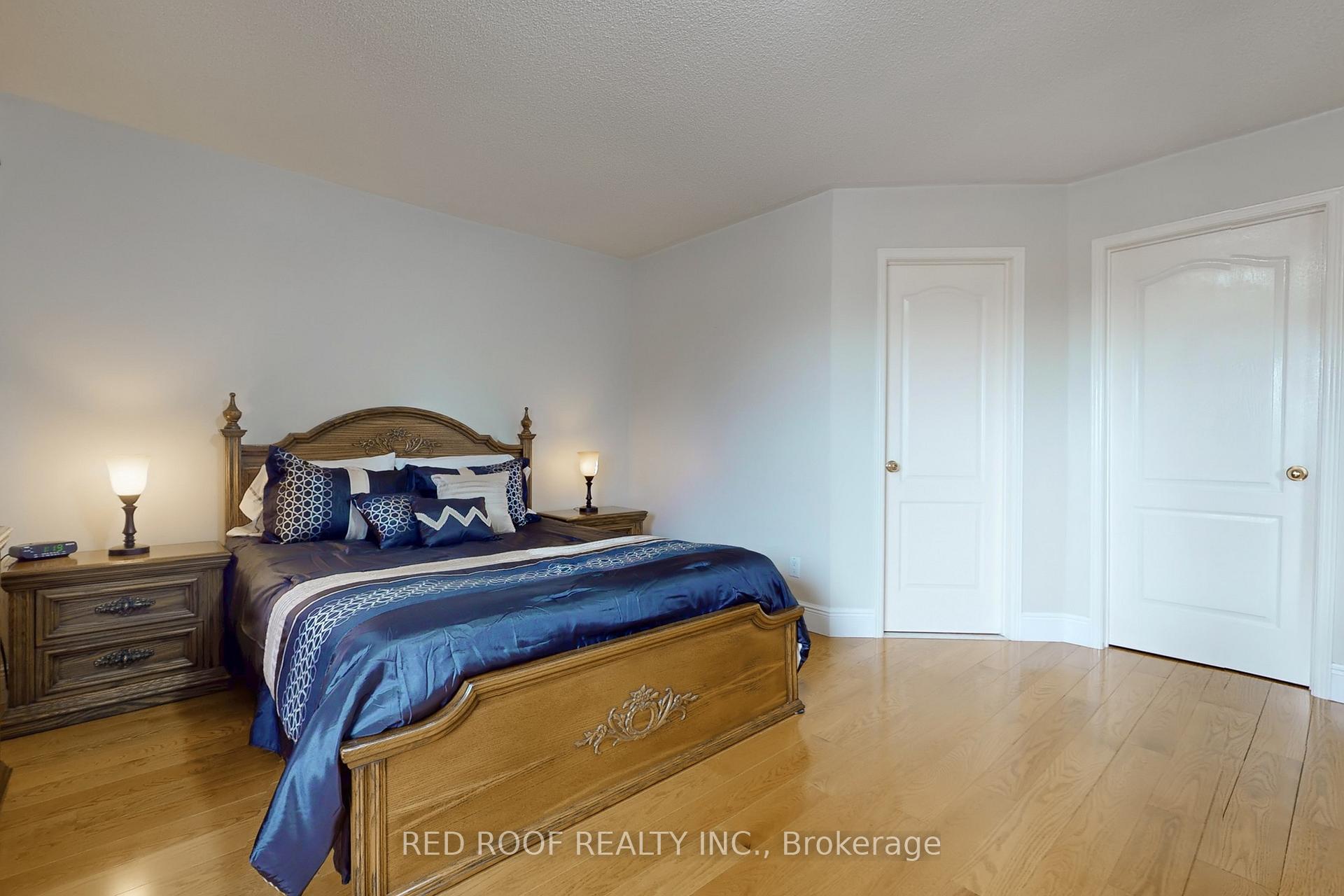 Photo 23 of 19 Glenbury Drive, Vaughan, Brownridge — HOMEH