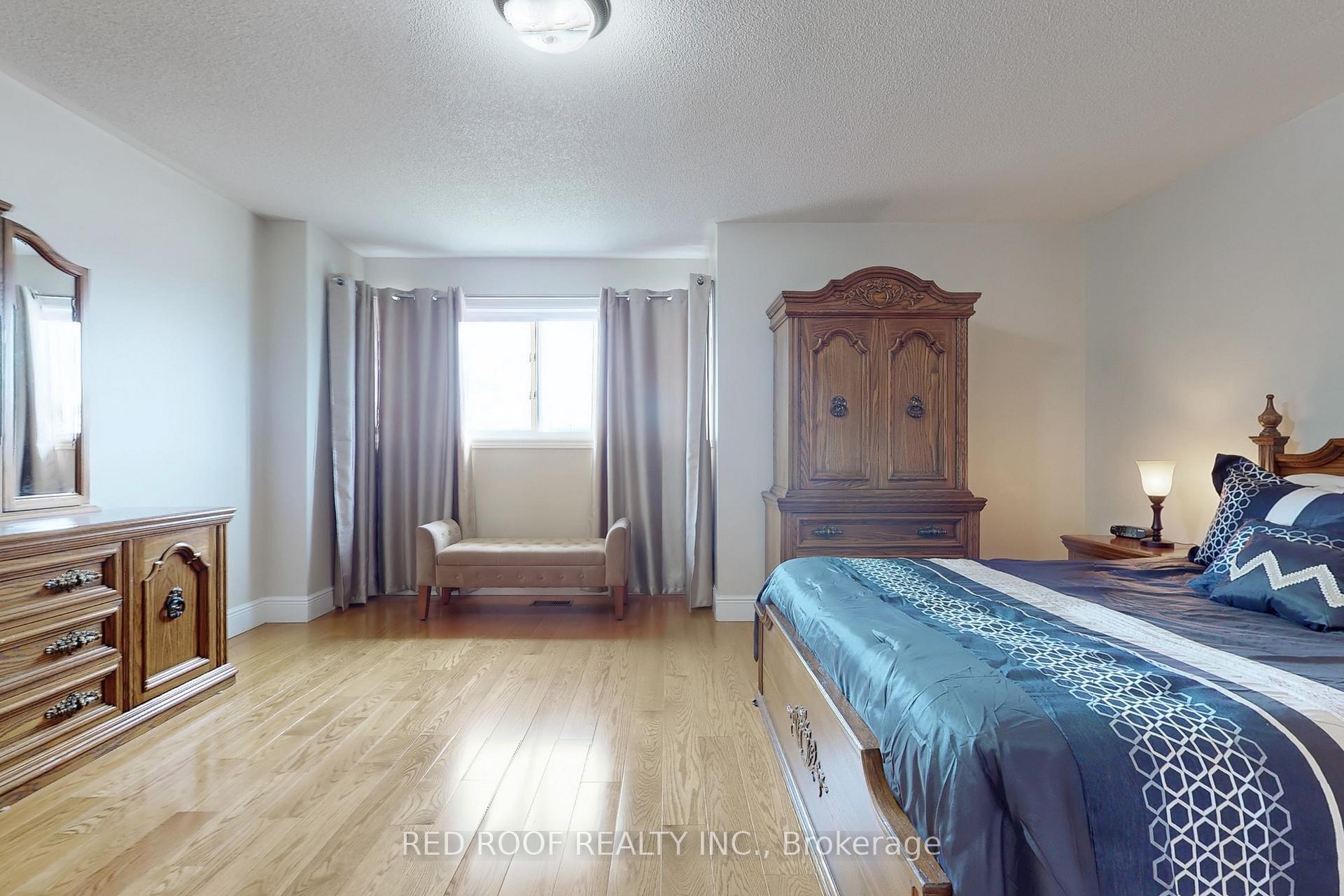 Photo 24 of 19 Glenbury Drive, Vaughan, Brownridge — HOMEH