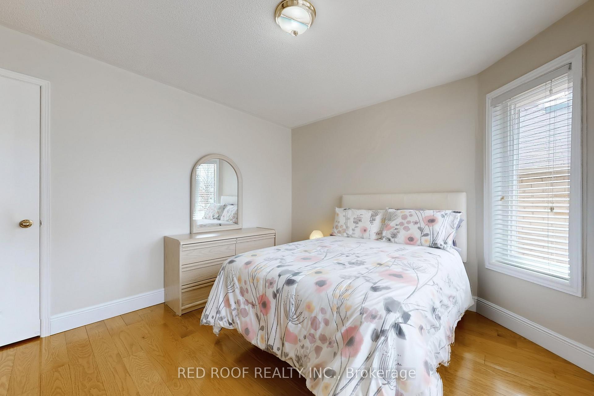 Photo 30 of 19 Glenbury Drive, Vaughan, Brownridge — HOMEH