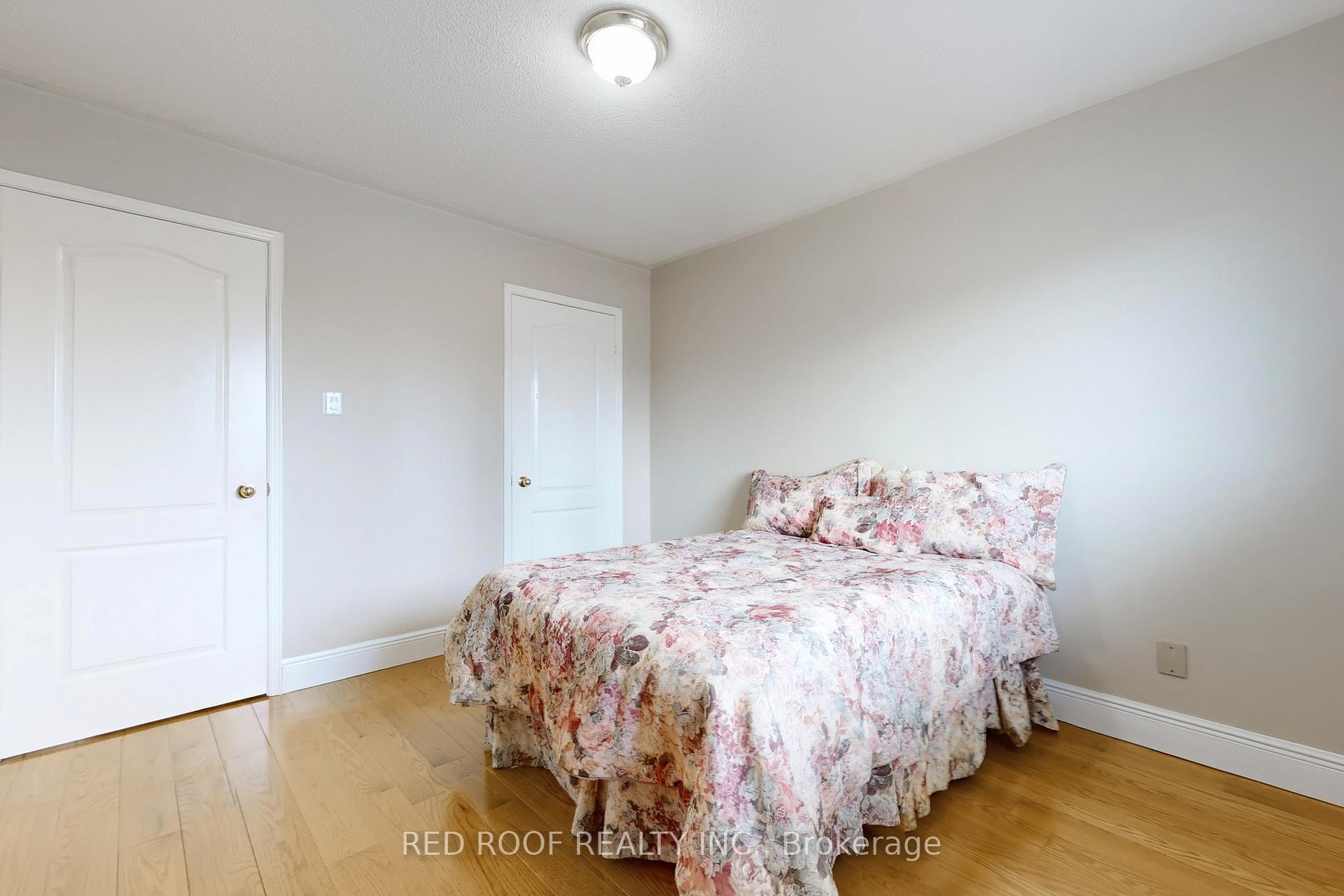 Photo 32 of 19 Glenbury Drive, Vaughan, Brownridge — HOMEH