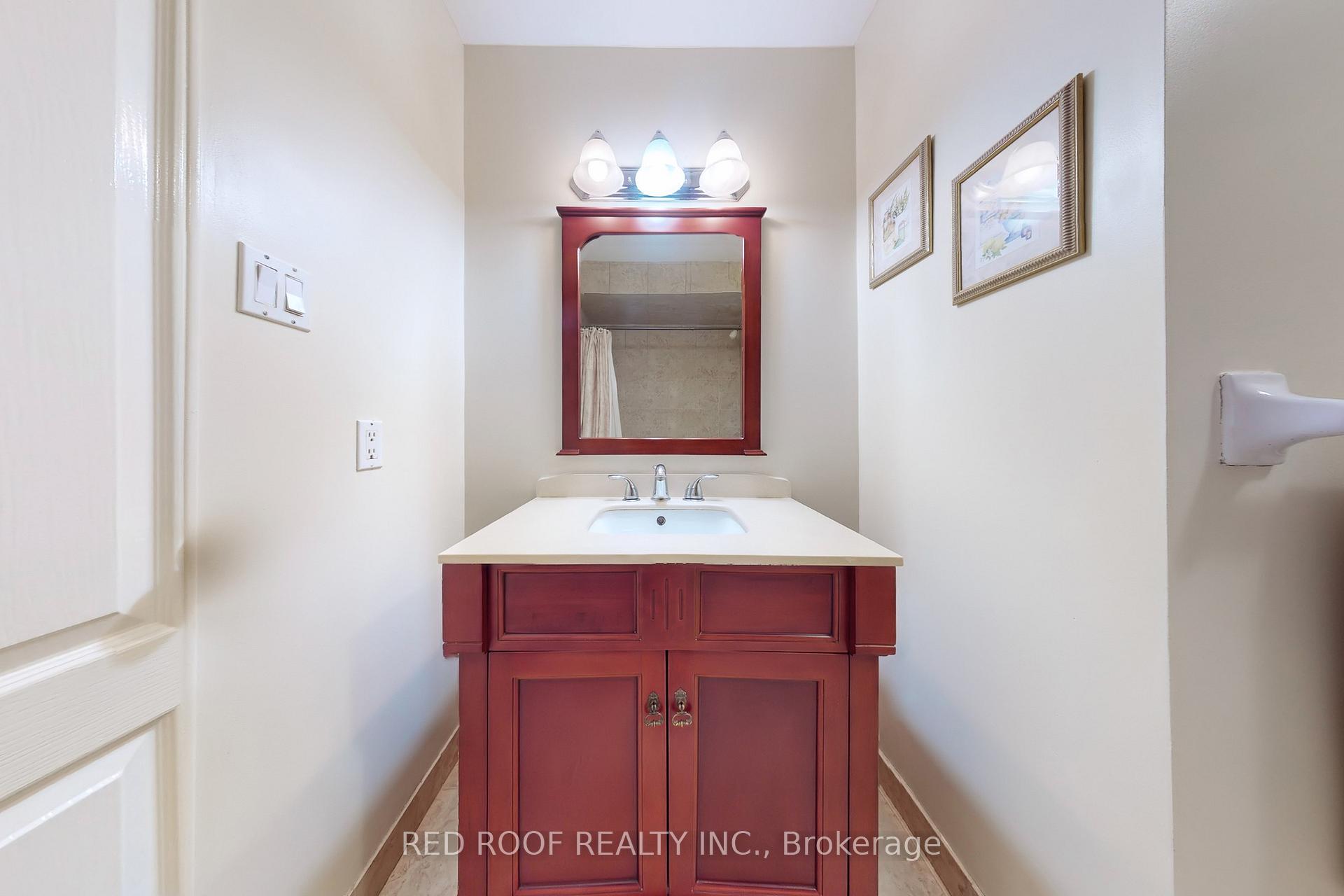 Photo 33 of 19 Glenbury Drive, Vaughan, Brownridge — HOMEH