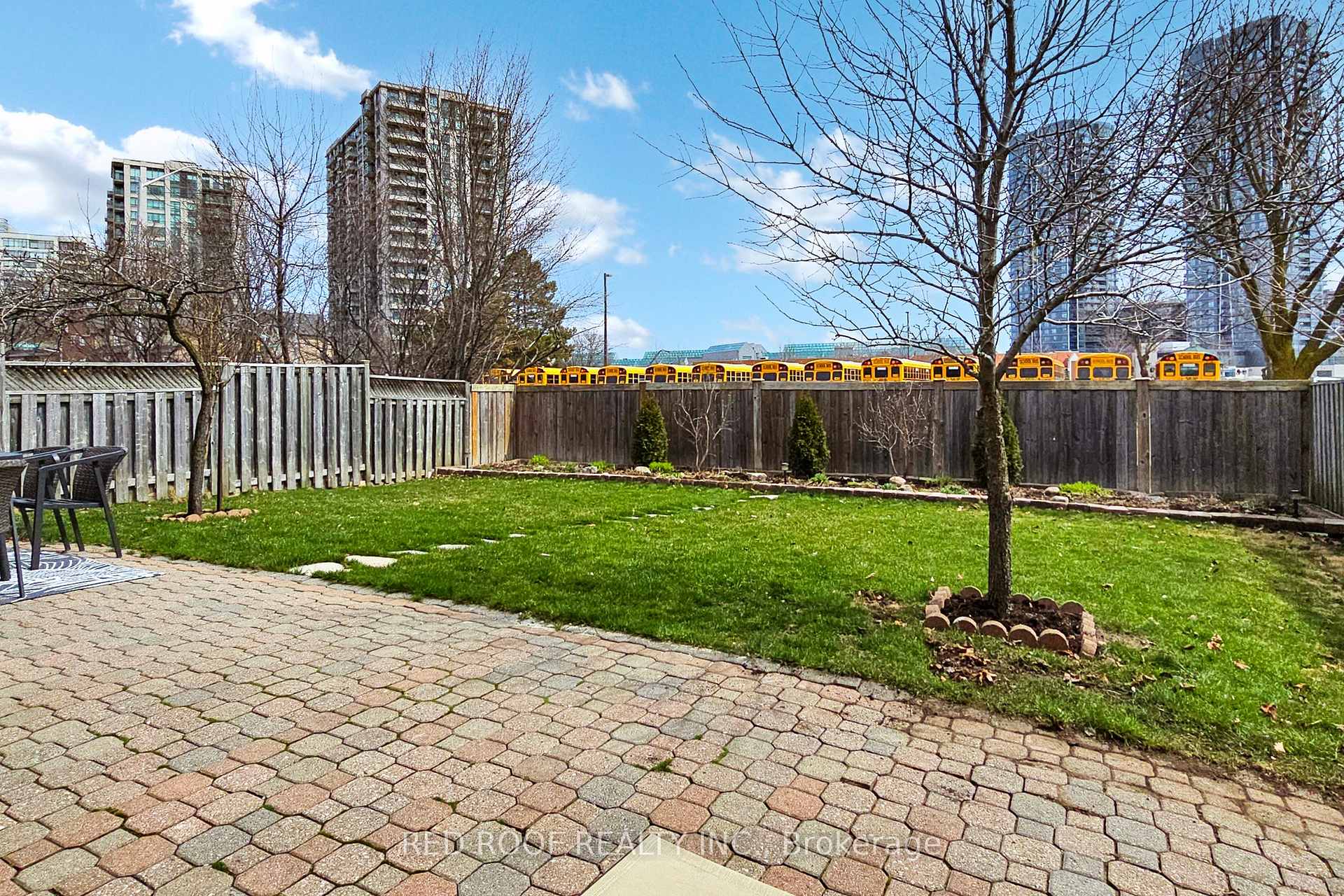 Photo 43 of 19 Glenbury Drive, Vaughan, Brownridge — HOMEH