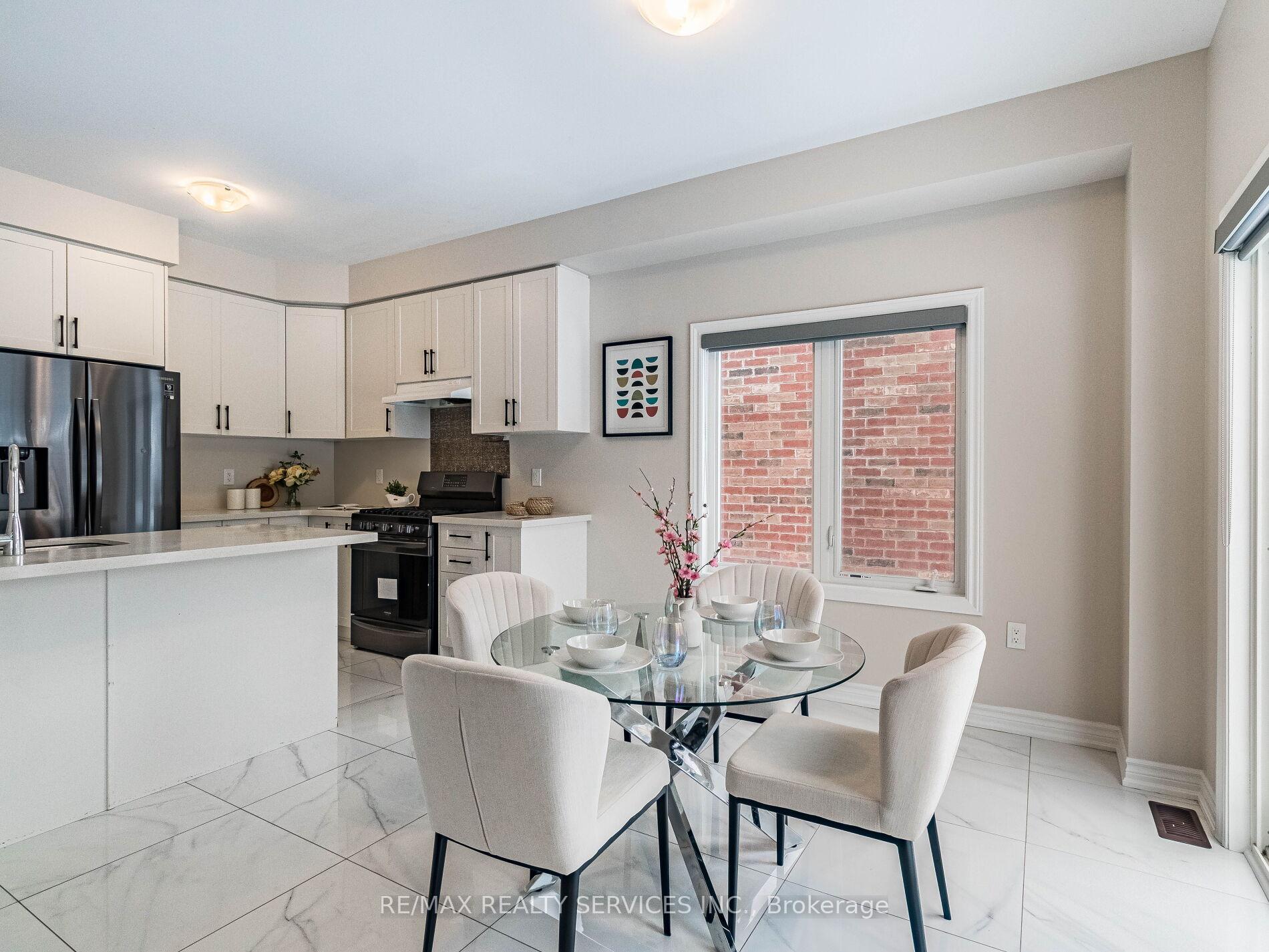 Photo 12 of 259 Fleetwood Drive, Oshawa, Eastdale — HOMEH