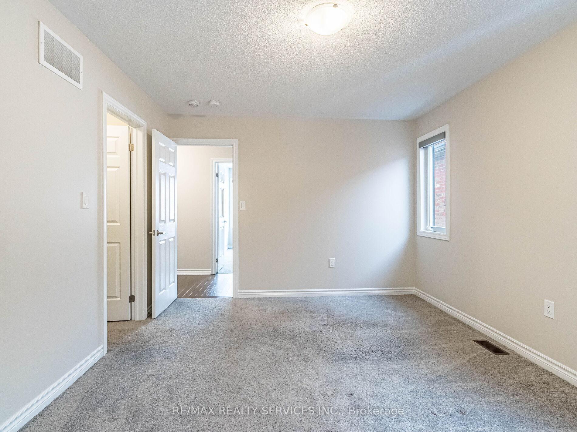 Photo 33 of 259 Fleetwood Drive, Oshawa, Eastdale — HOMEH
