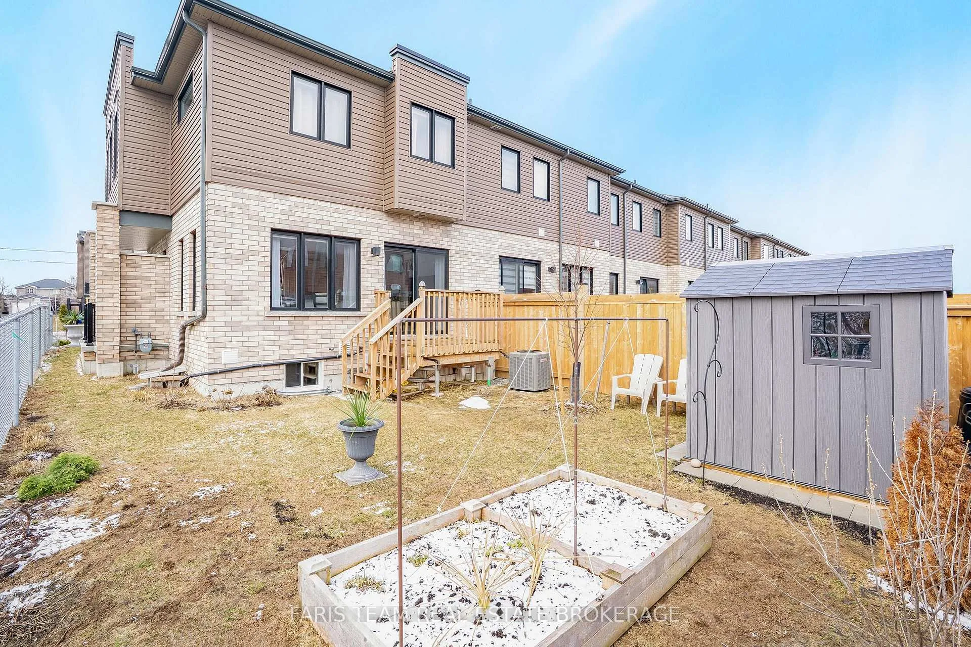Photo 35 of 52 Fairlane Avenue, Barrie, Painswick South — HOMEH