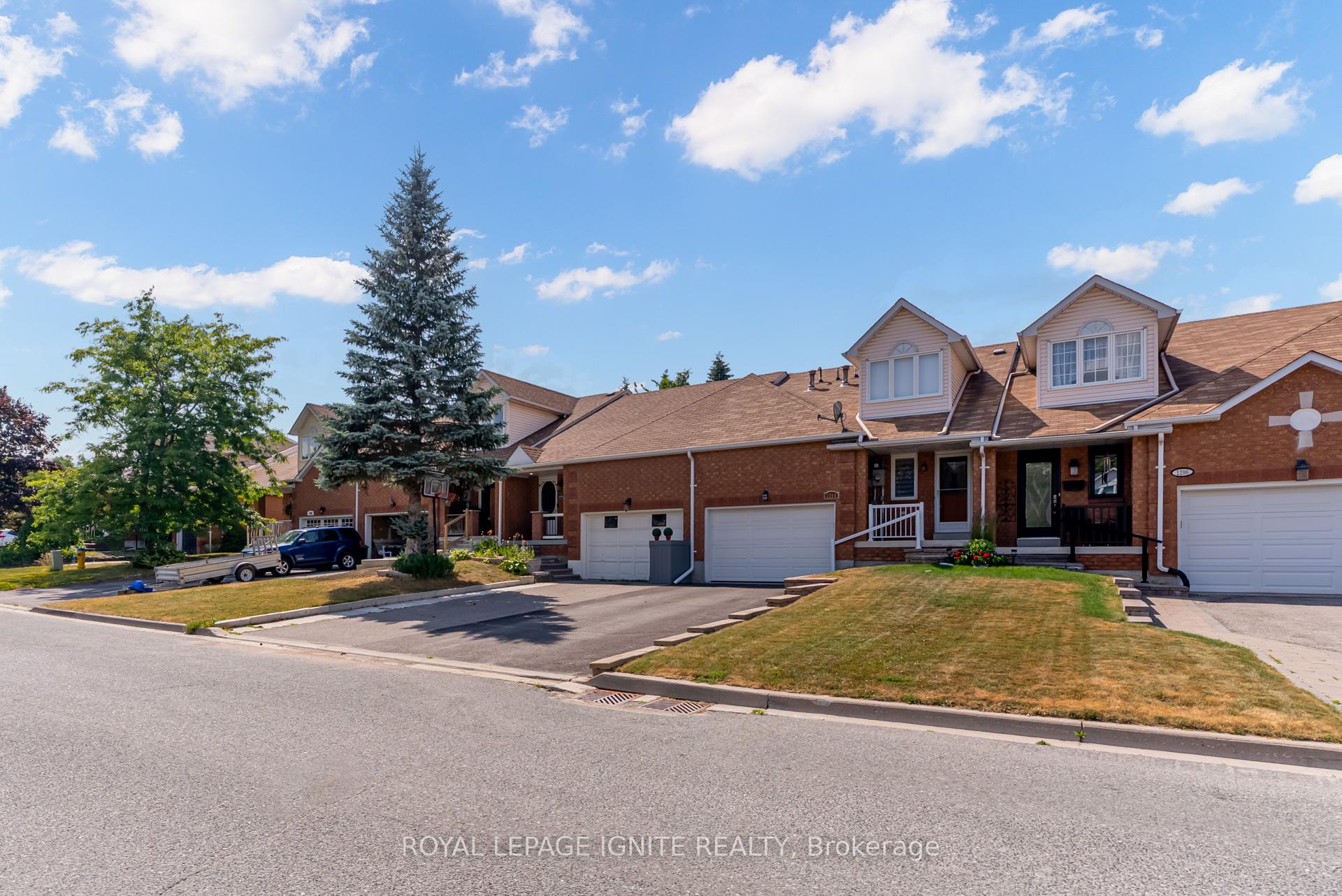 Photo 1 of 1292 Eagle Crescent, Peterborough, Monaghan Ward 2 — HOMEH