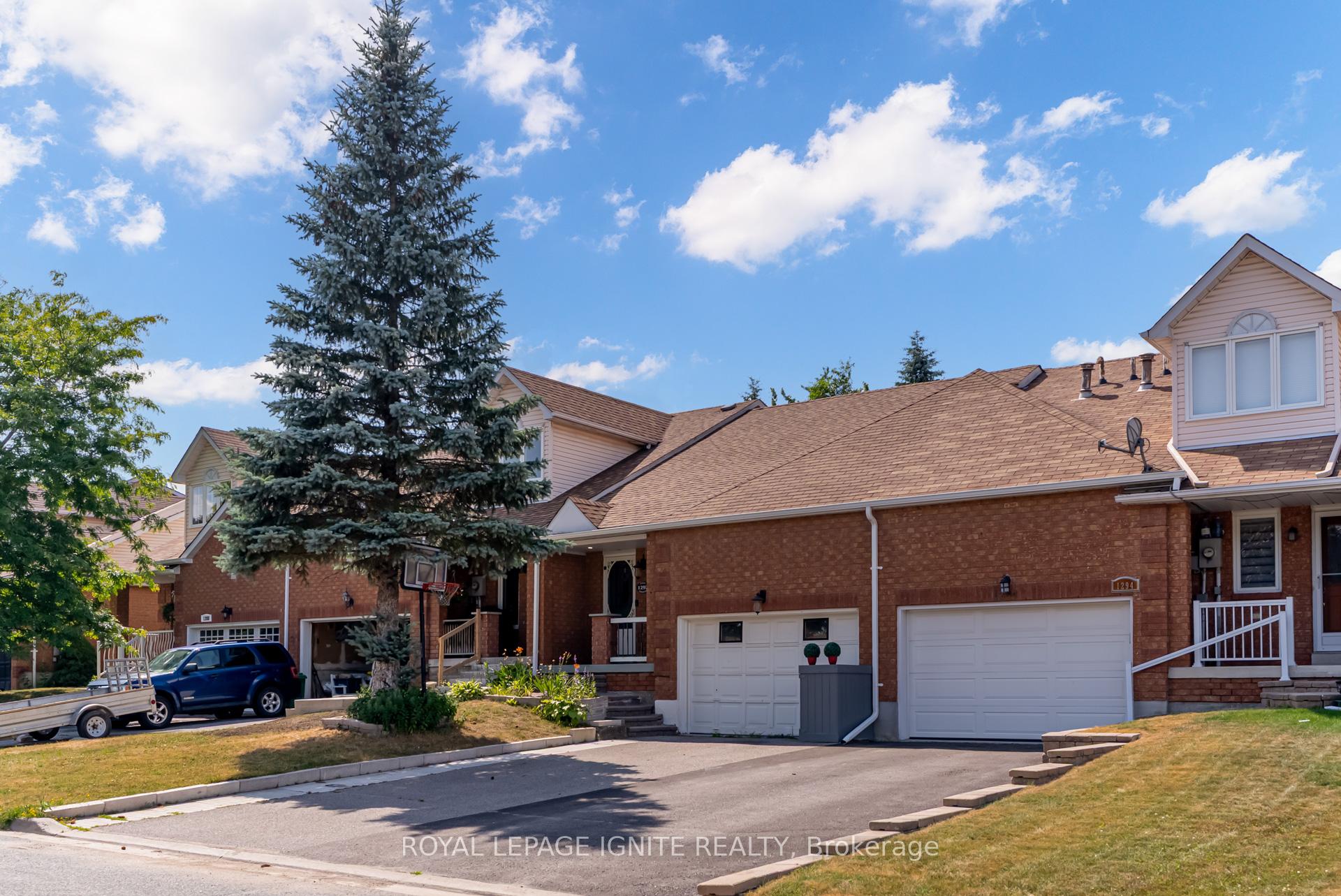 Photo 2 of 1292 Eagle Crescent, Peterborough, Monaghan Ward 2 — HOMEH