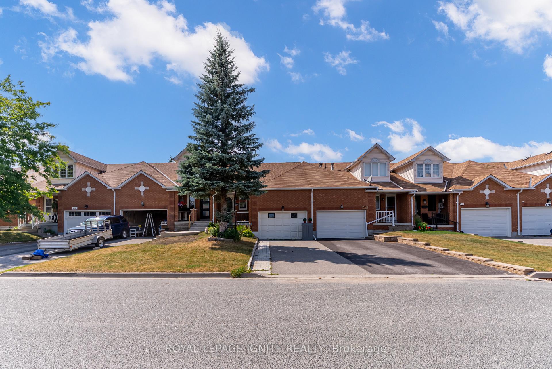 Photo 3 of 1292 Eagle Crescent, Peterborough, Monaghan Ward 2 — HOMEH