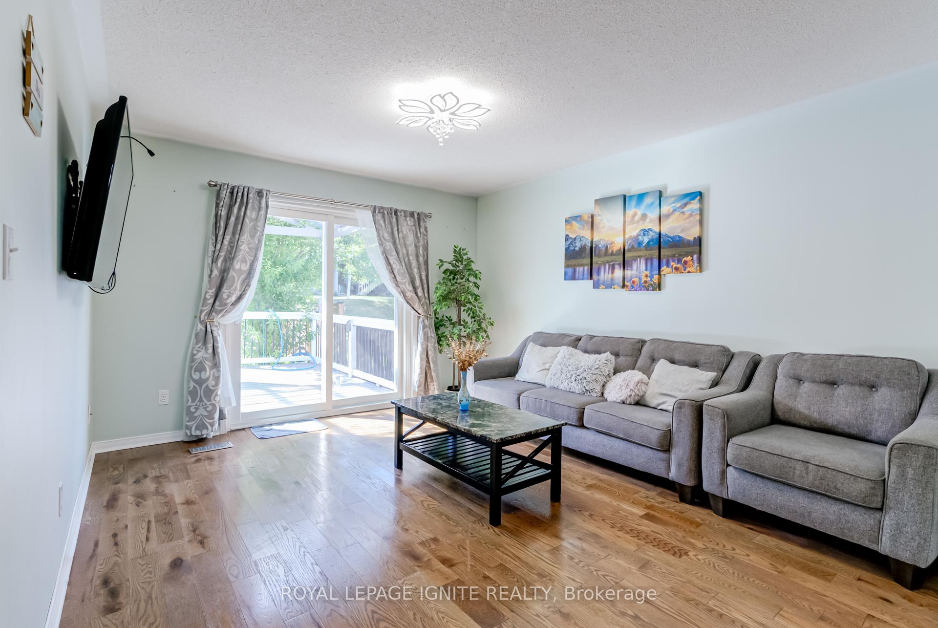 Photo 17 of 1292 Eagle Crescent, Peterborough, Monaghan Ward 2 — HOMEH
