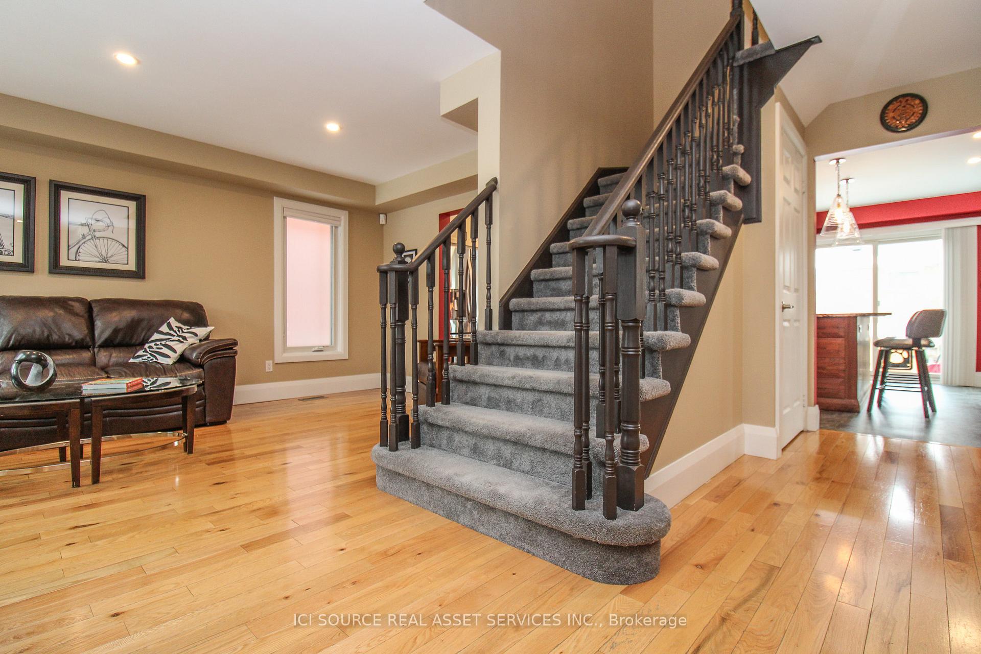 Photo 6 of 1664 Edenwood Drive, Oshawa, Samac — HOMEH