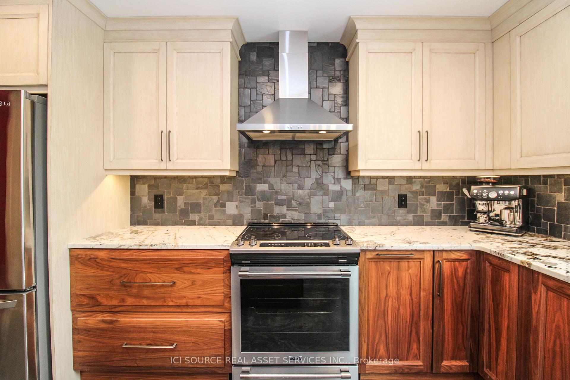 Photo 11 of 1664 Edenwood Drive, Oshawa, Samac — HOMEH