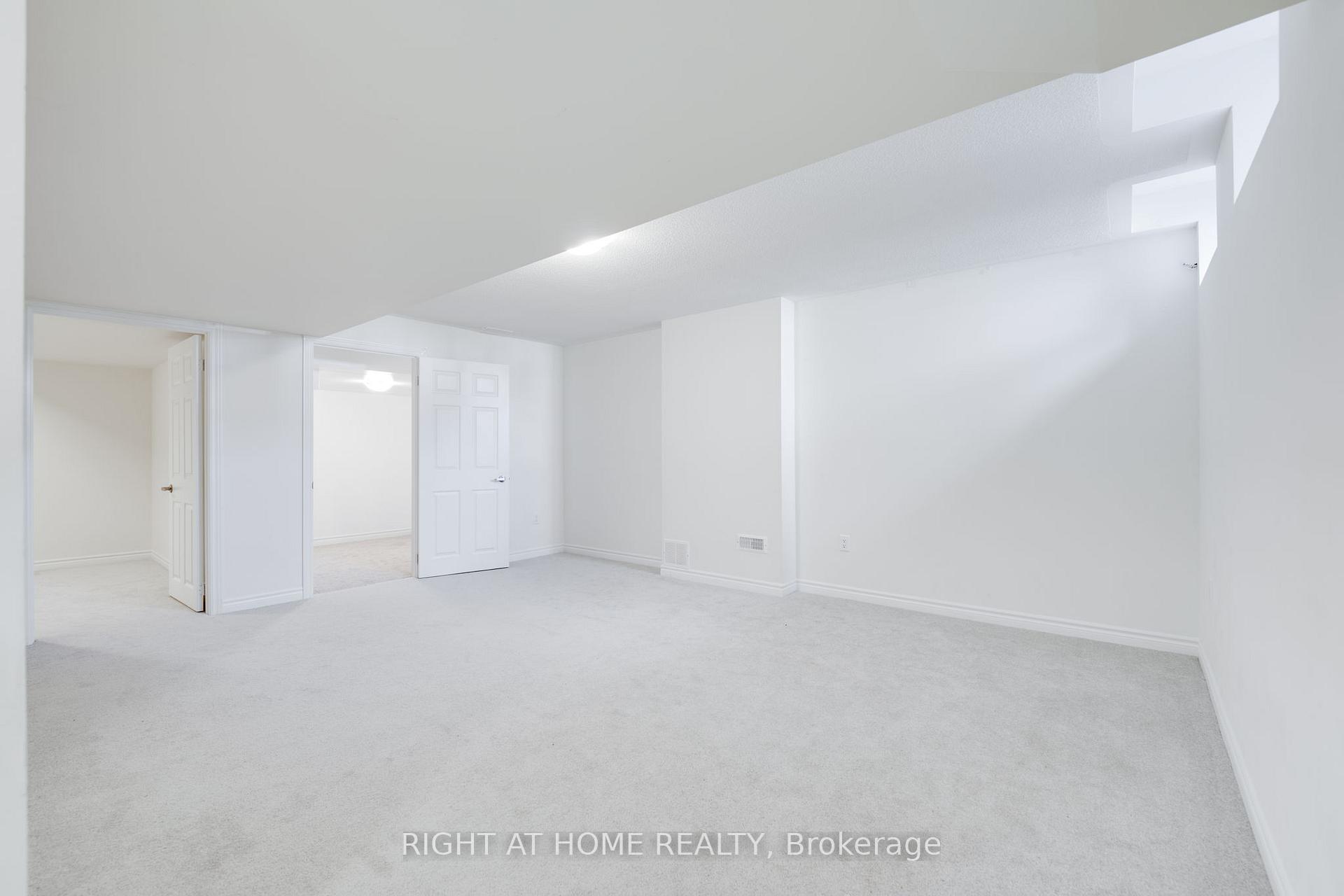 Photo 22 of 11 Mountainside Crescent, Whitby, Rolling Acres — HOMEH
