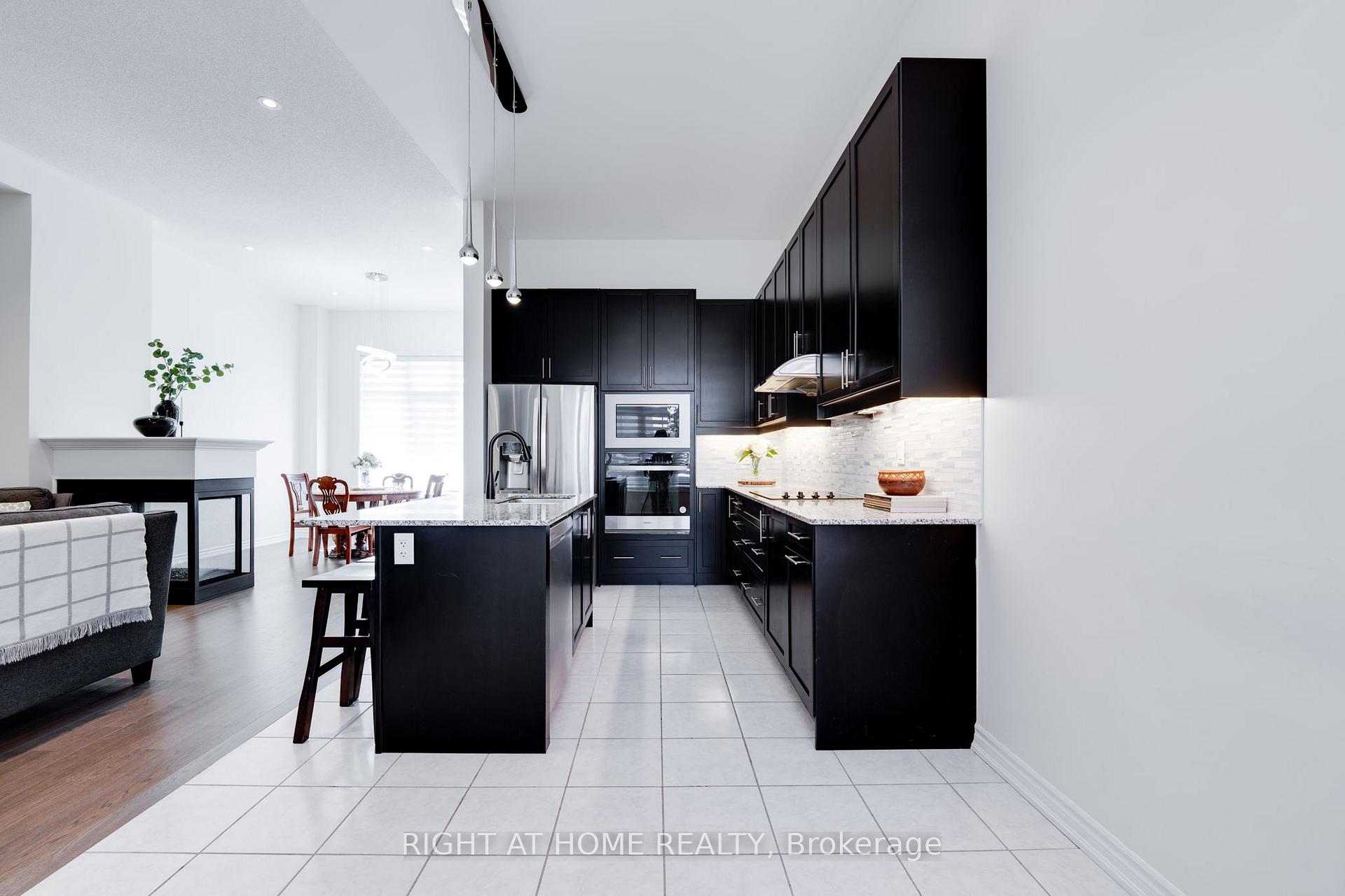 Photo 28 of 11 Mountainside Crescent, Whitby, Rolling Acres — HOMEH