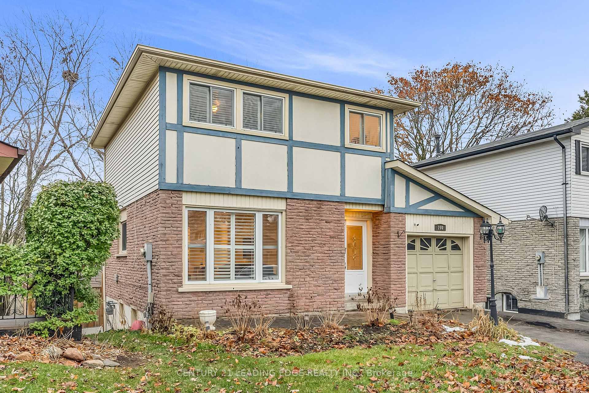 Photo 2 of 160 Brunswick Court, Oshawa, Donevan — HOMEH