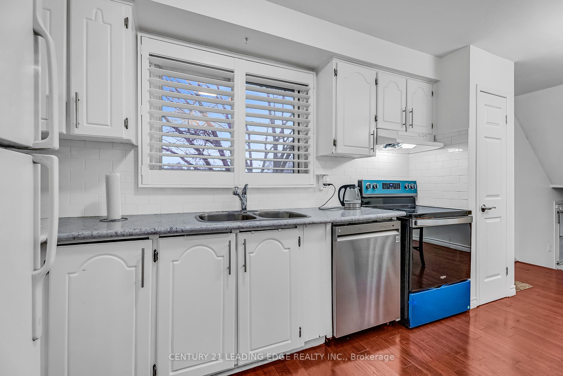 Photo 16 of 160 Brunswick Court, Oshawa, Donevan — HOMEH