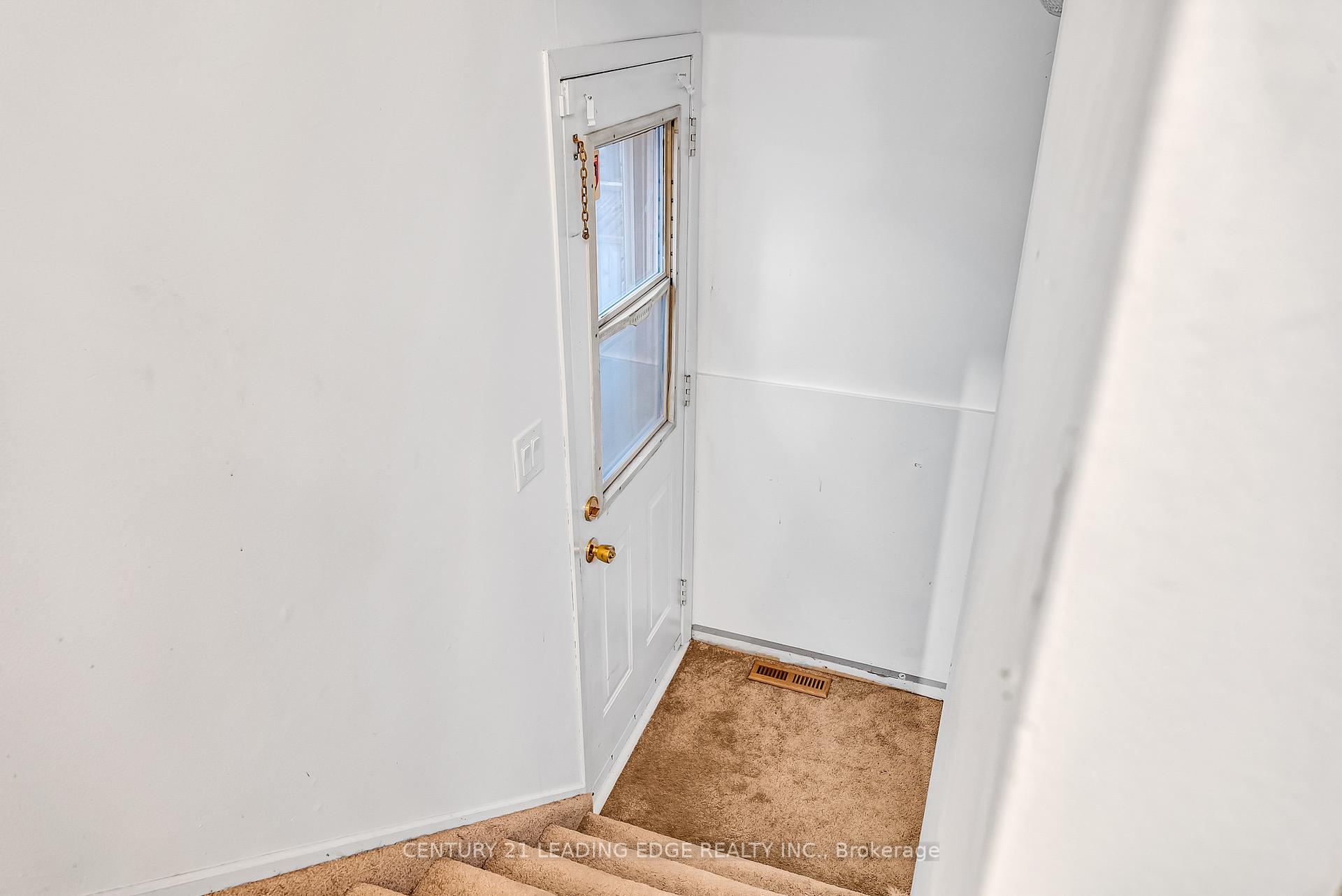 Photo 34 of 160 Brunswick Court, Oshawa, Donevan — HOMEH