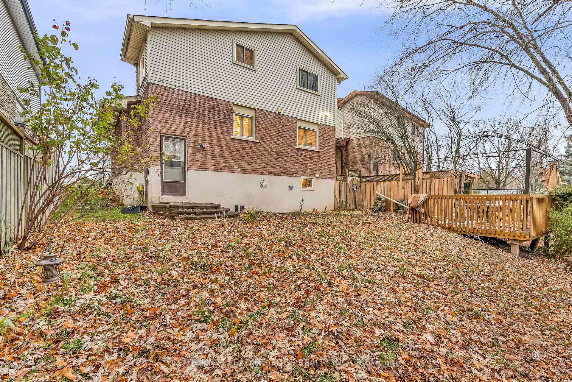 Photo 36 of 160 Brunswick Court, Oshawa, Donevan — HOMEH