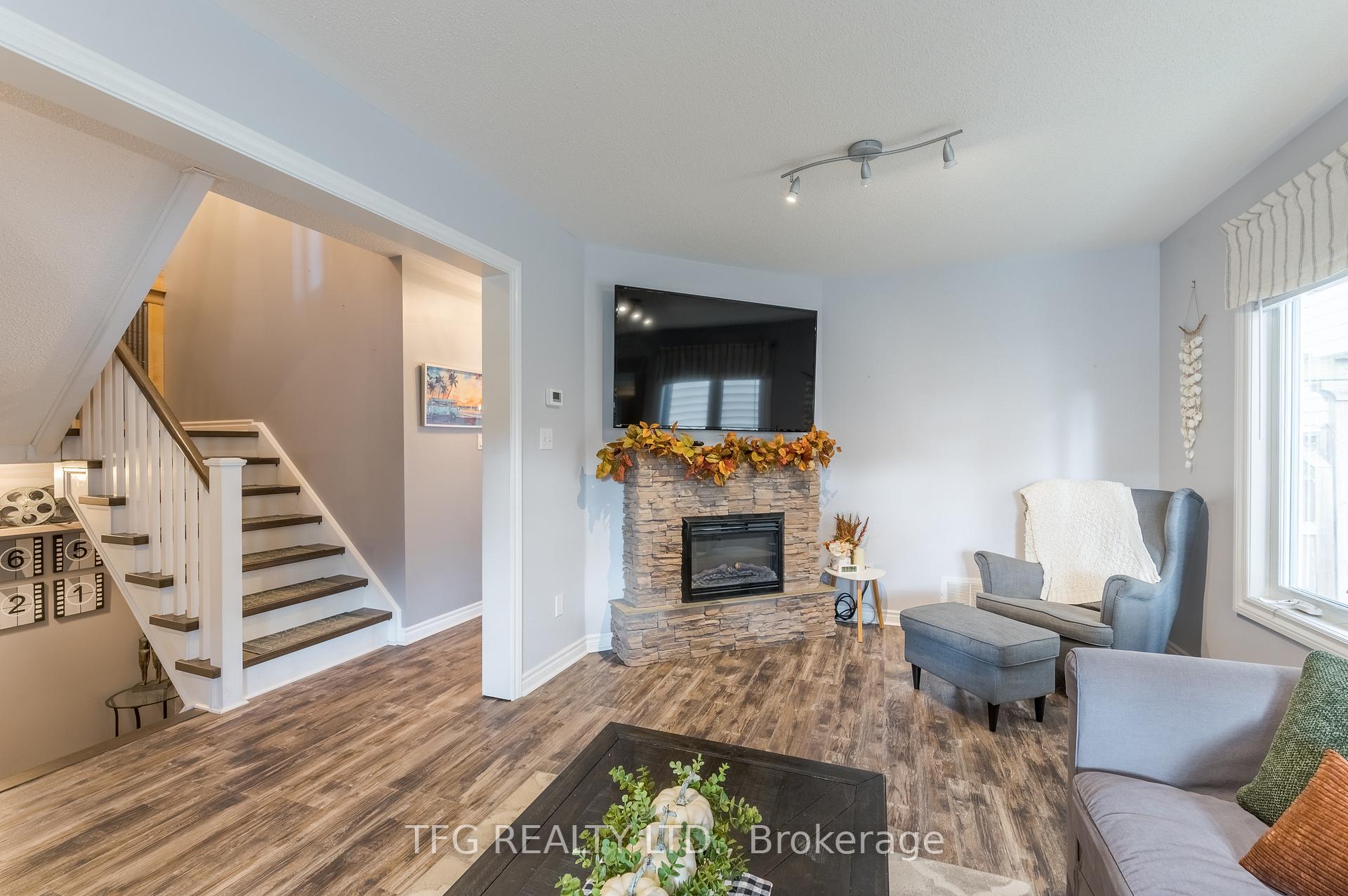 Photo 7 of 87 Havenwood Place, Whitby, Port Whitby — HOMEH