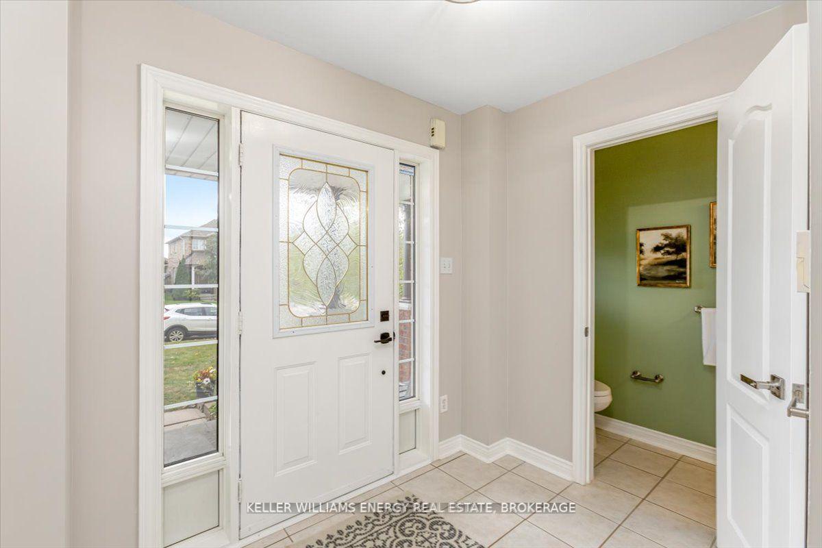 Photo 3 of 10 Lurosa Crescent, Whitby, Taunton North — HOMEH