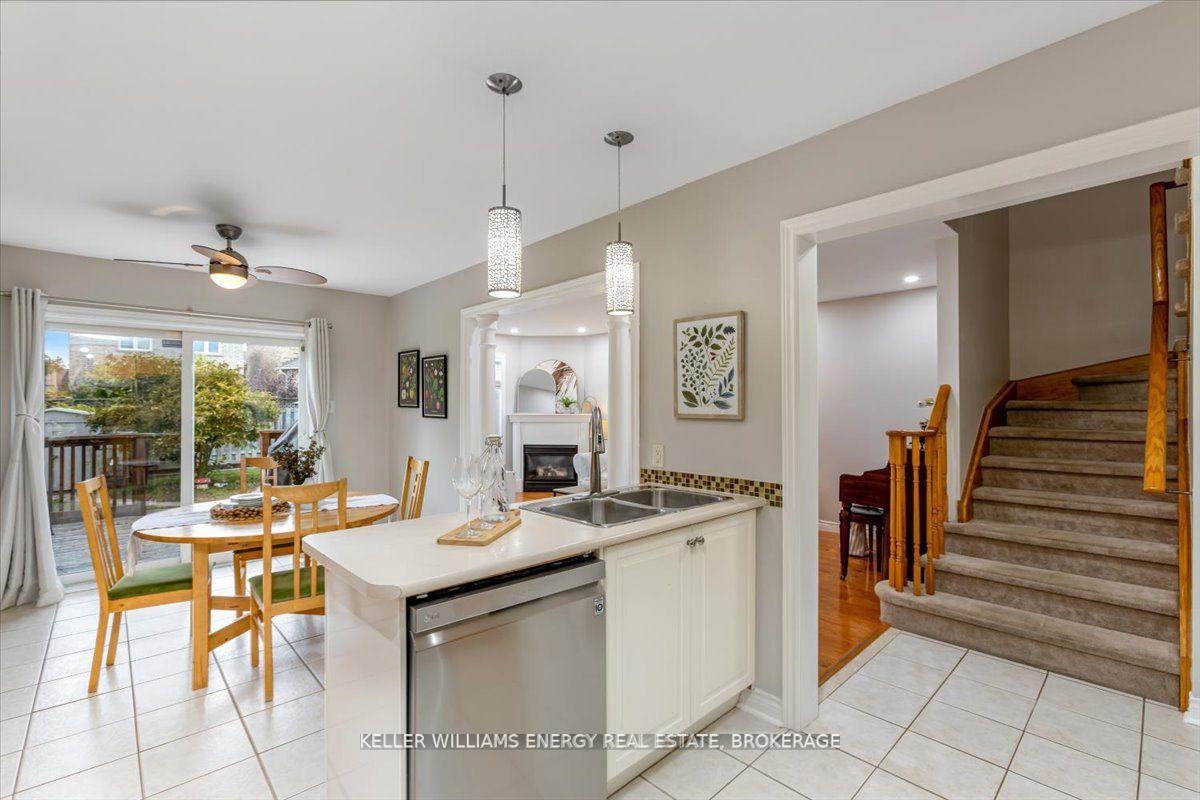 Photo 11 of 10 Lurosa Crescent, Whitby, Taunton North — HOMEH