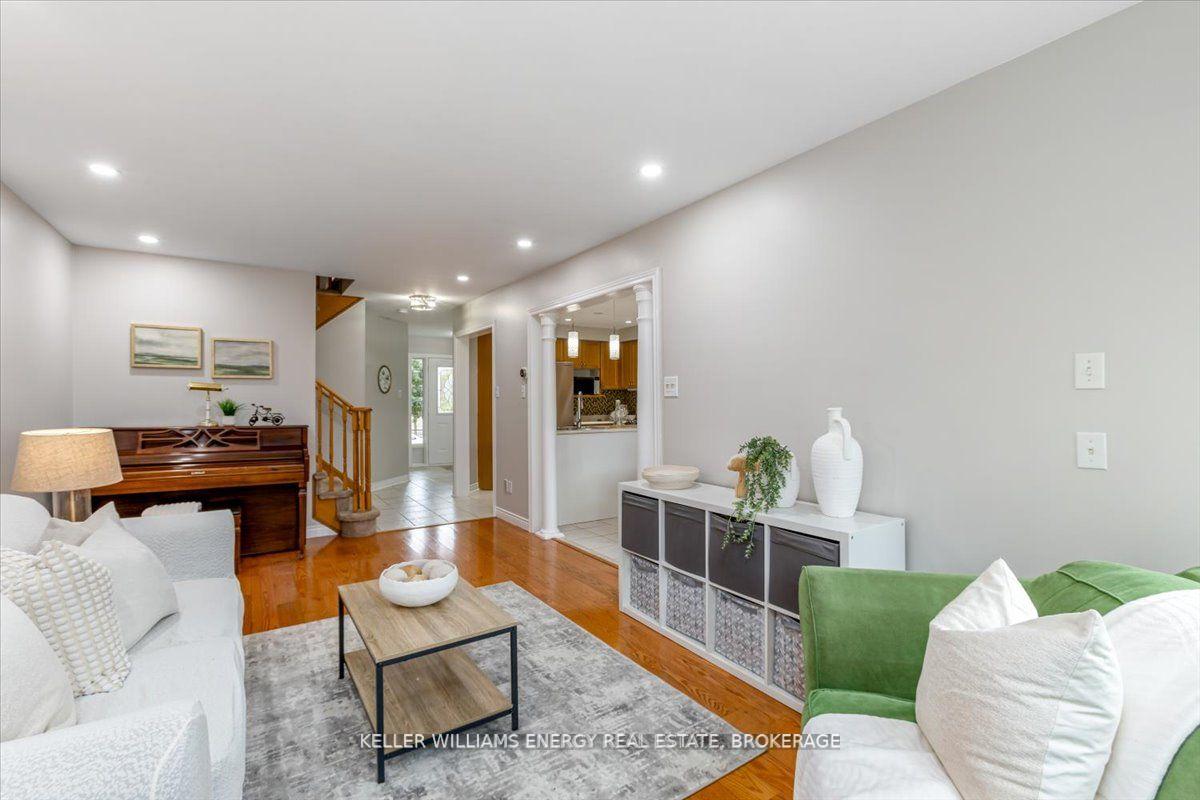 Photo 14 of 10 Lurosa Crescent, Whitby, Taunton North — HOMEH