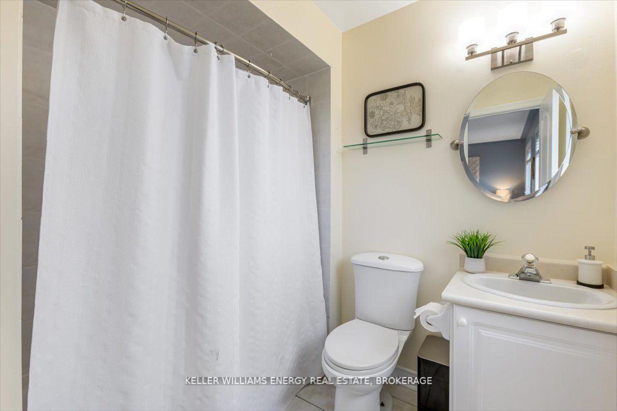 Photo 17 of 10 Lurosa Crescent, Whitby, Taunton North — HOMEH
