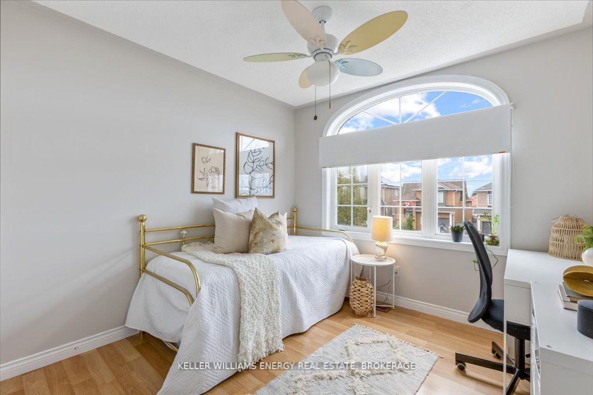 Photo 20 of 10 Lurosa Crescent, Whitby, Taunton North — HOMEH